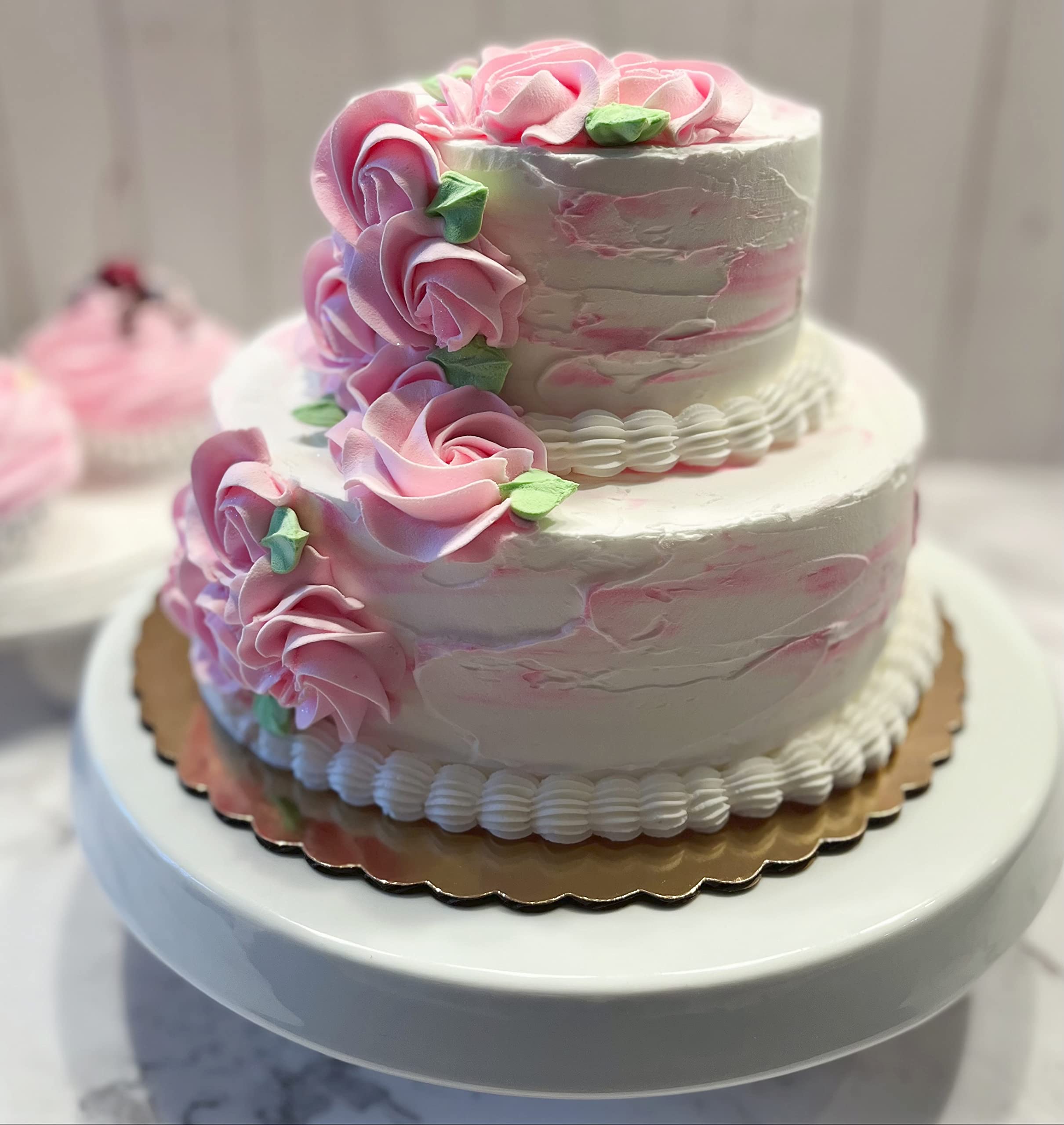Decorative cake stand filler fake cake