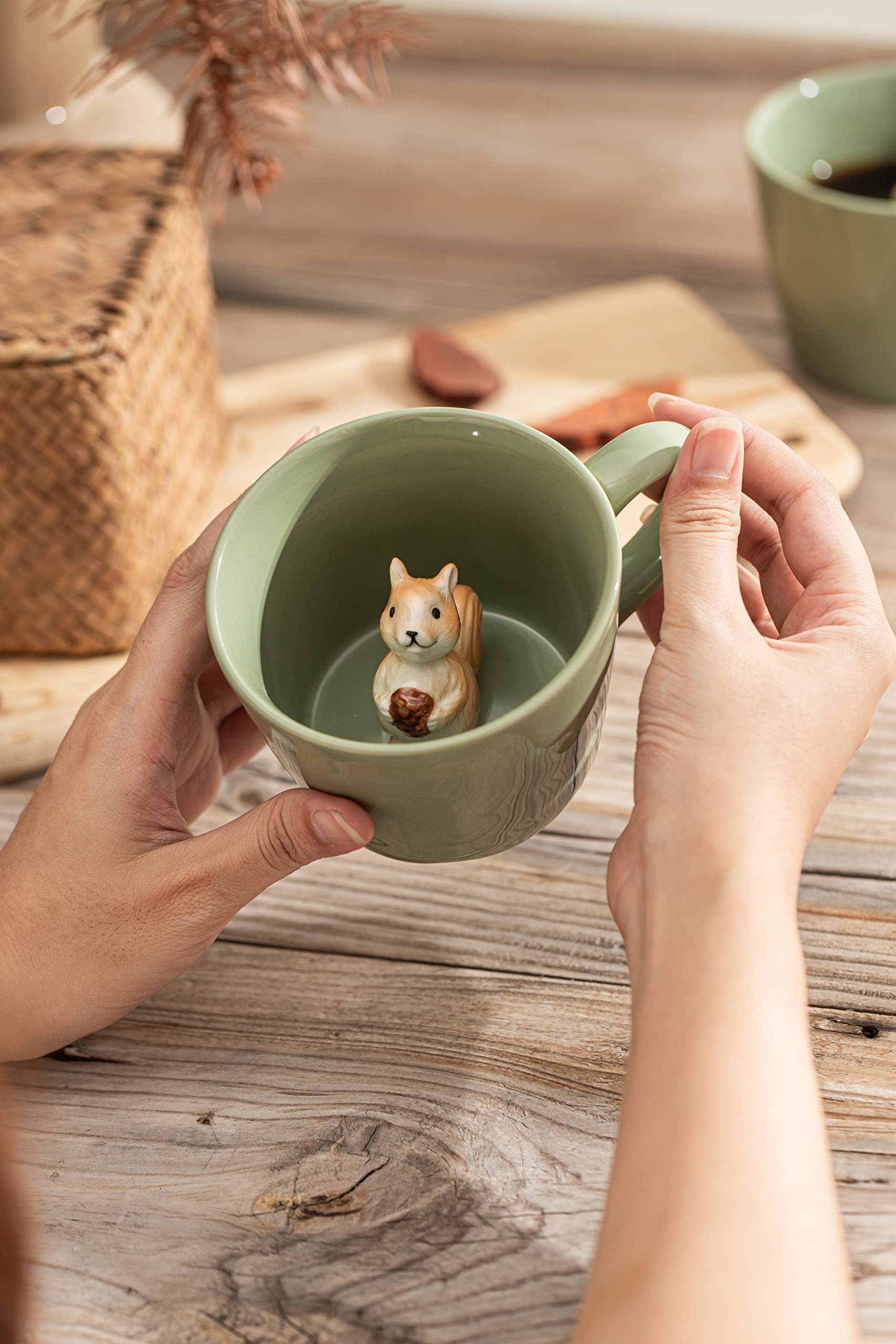 Animal inside mug design suitable as a gift DIHOclub