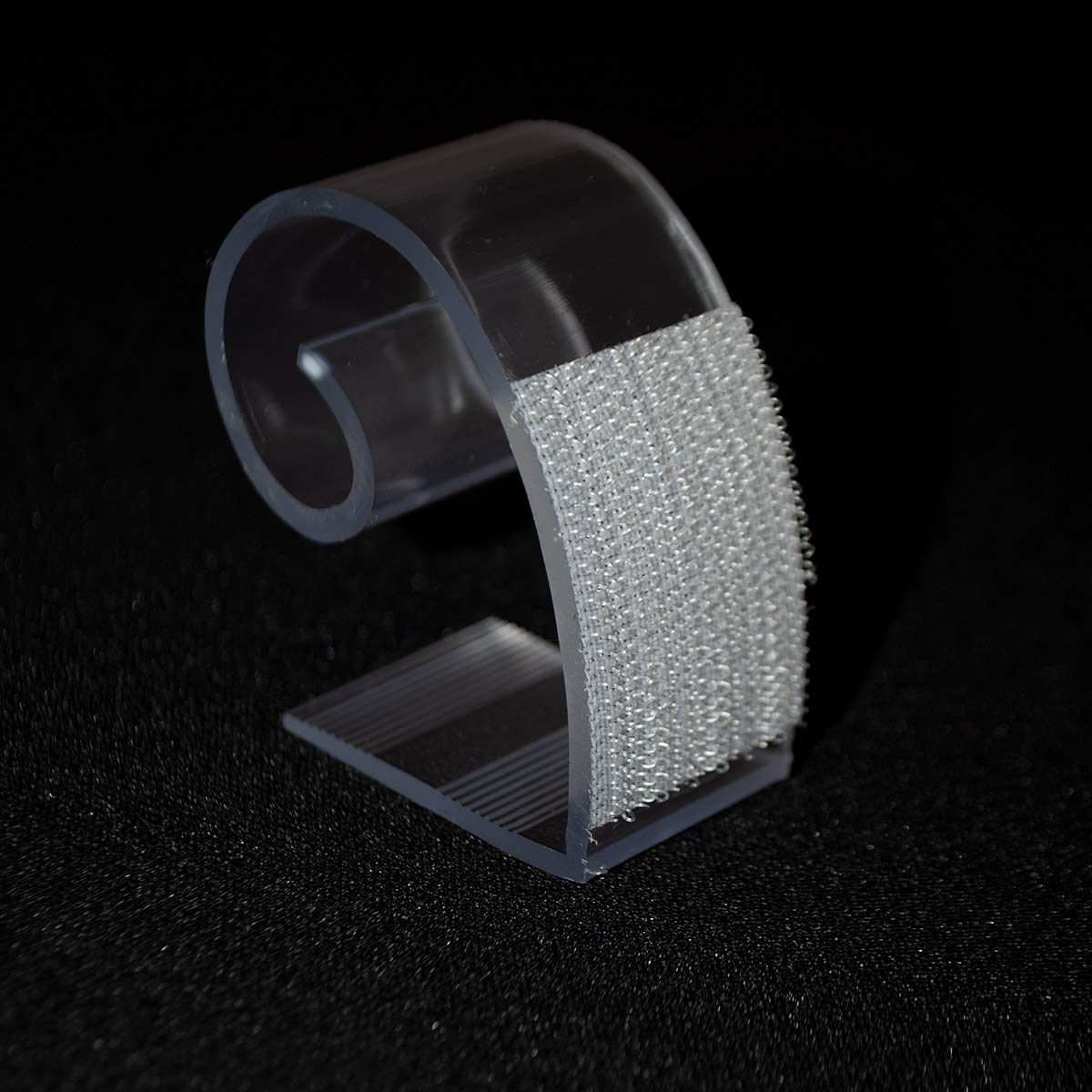 Wedding and dining event setup with edge clips