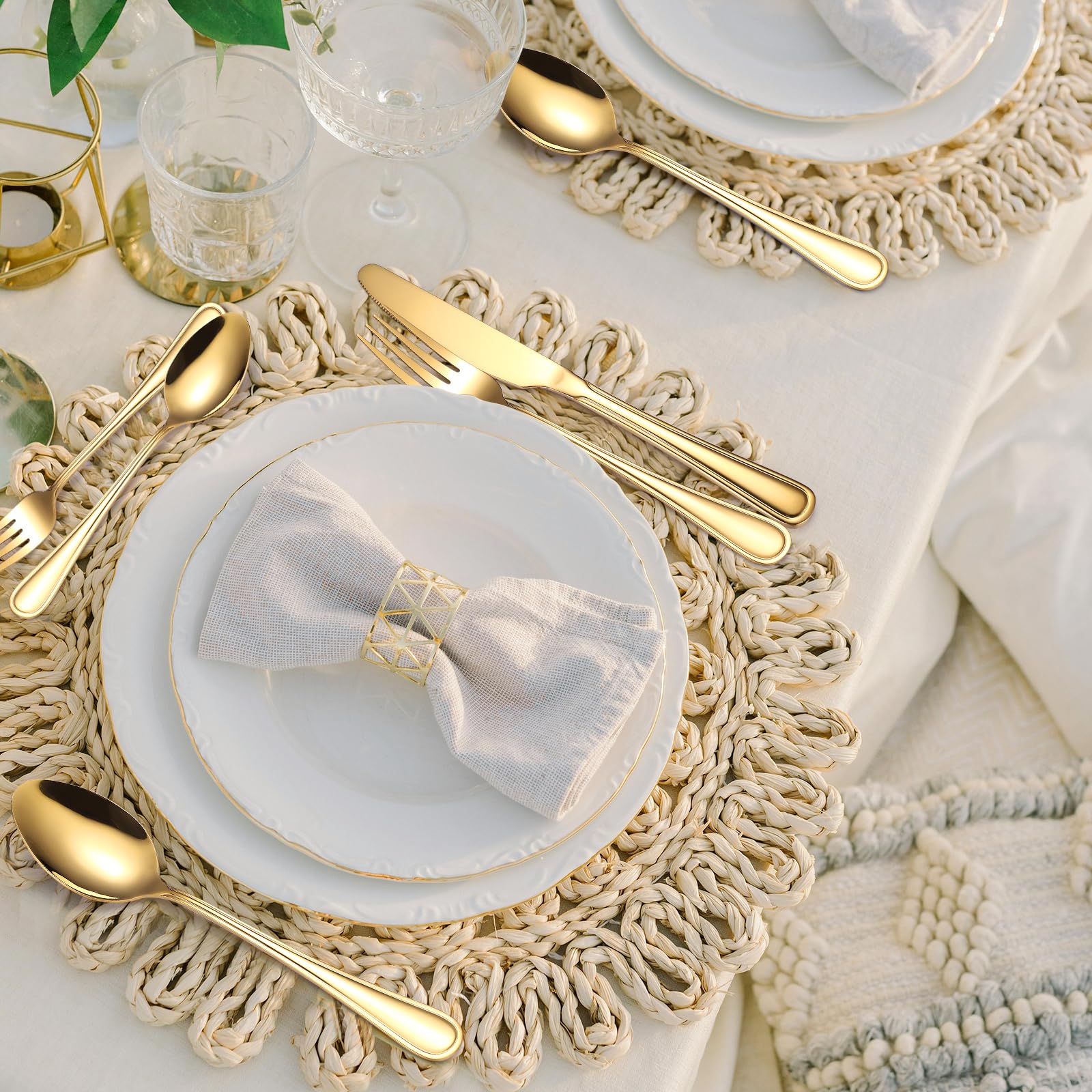 Elegant flatware with wide double-line edge handle