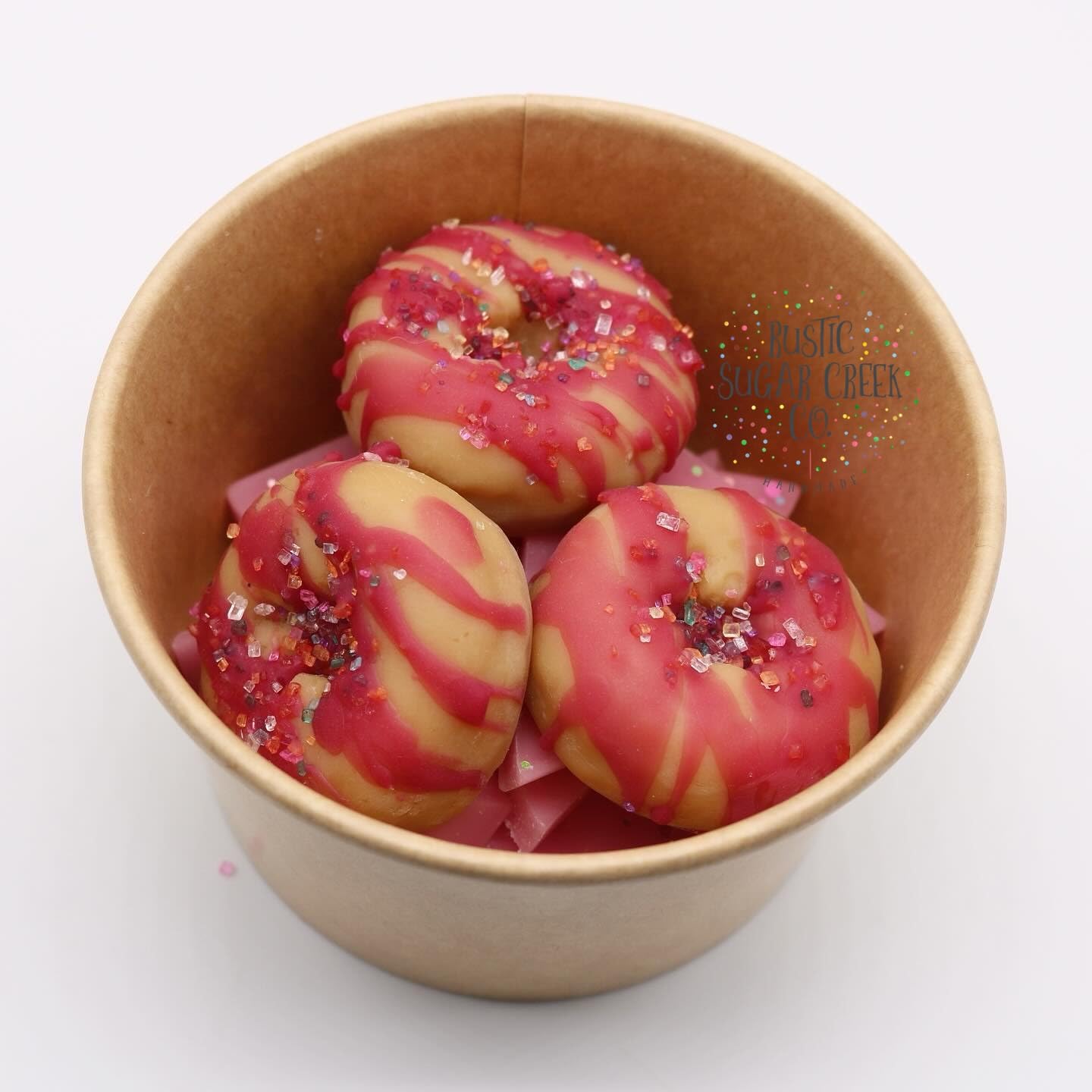 Donut scented brittle wax melt in soy wax blend
