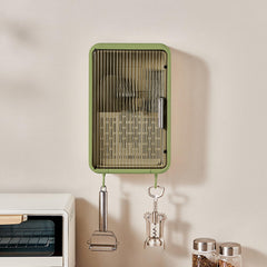 Drainage holes for utensil drying