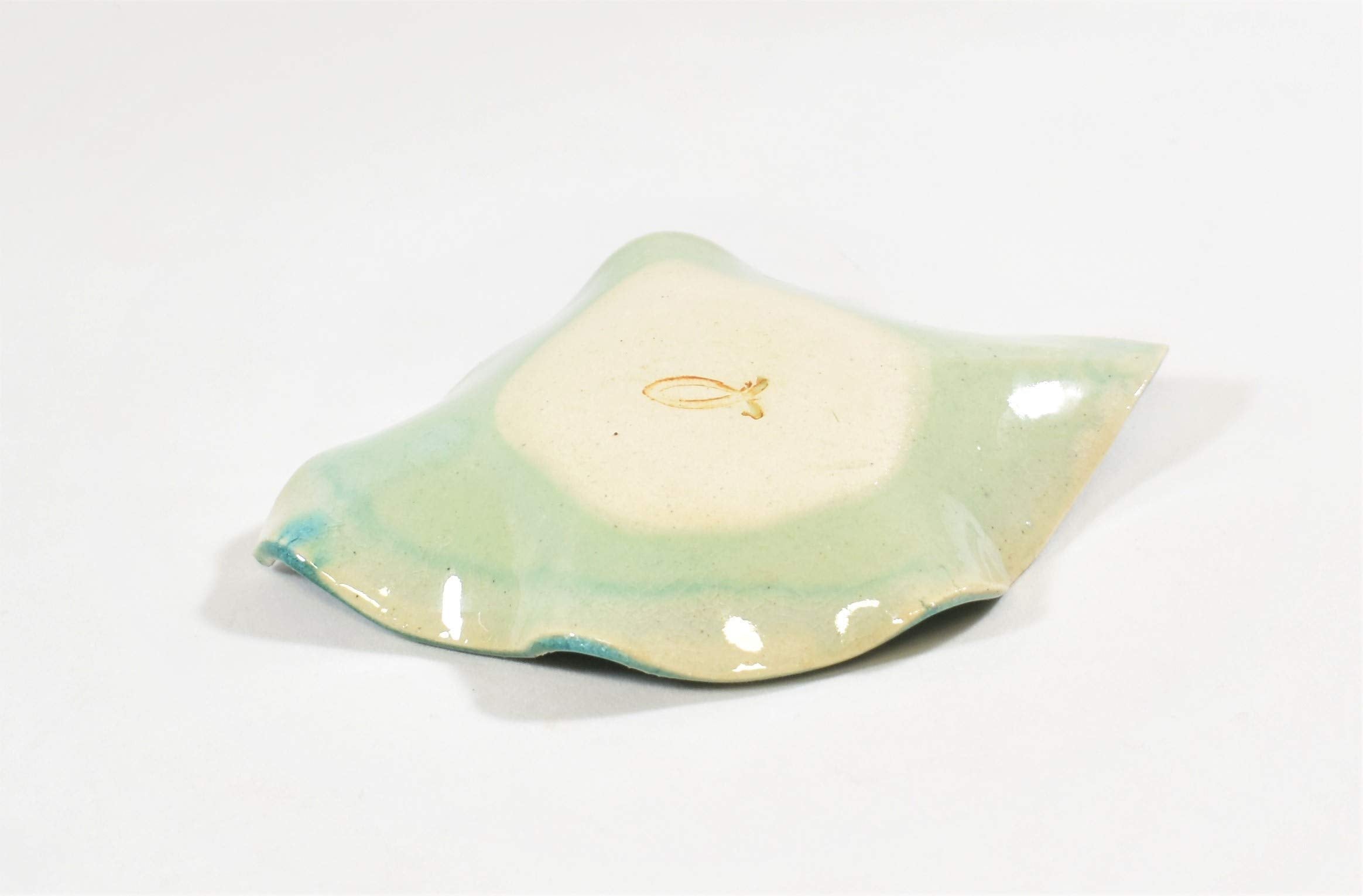 Approx 4x3x1 inch hydrangea spoon rest