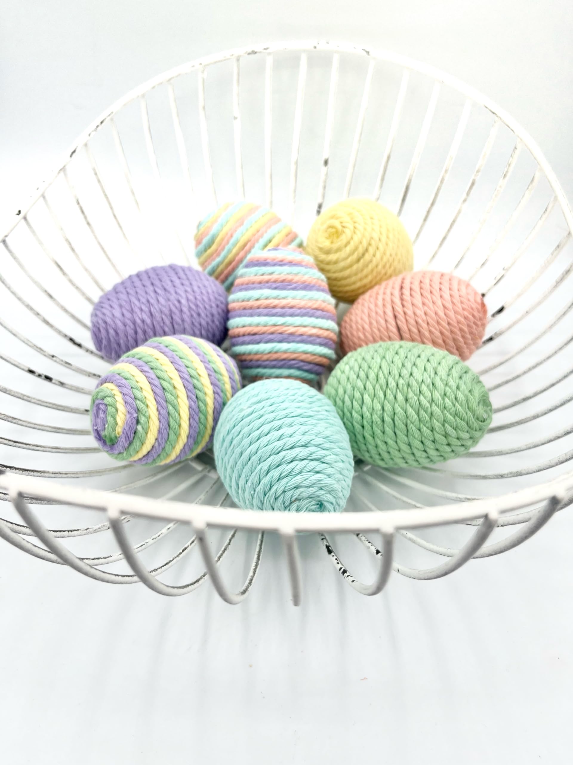 Easter centerpiece accessories with macramé eggs