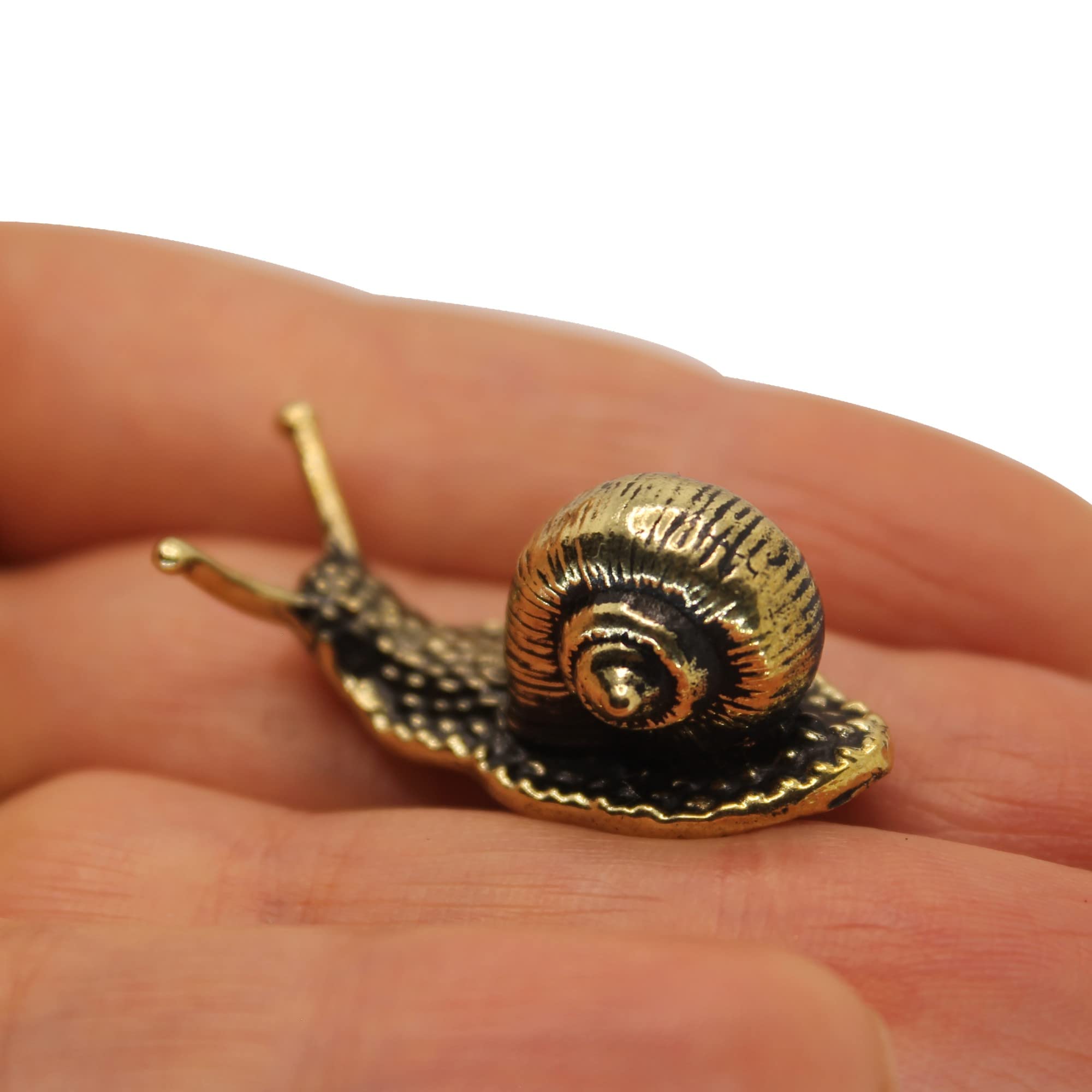EDYSONS brass snail figurine size 3.5 cm long