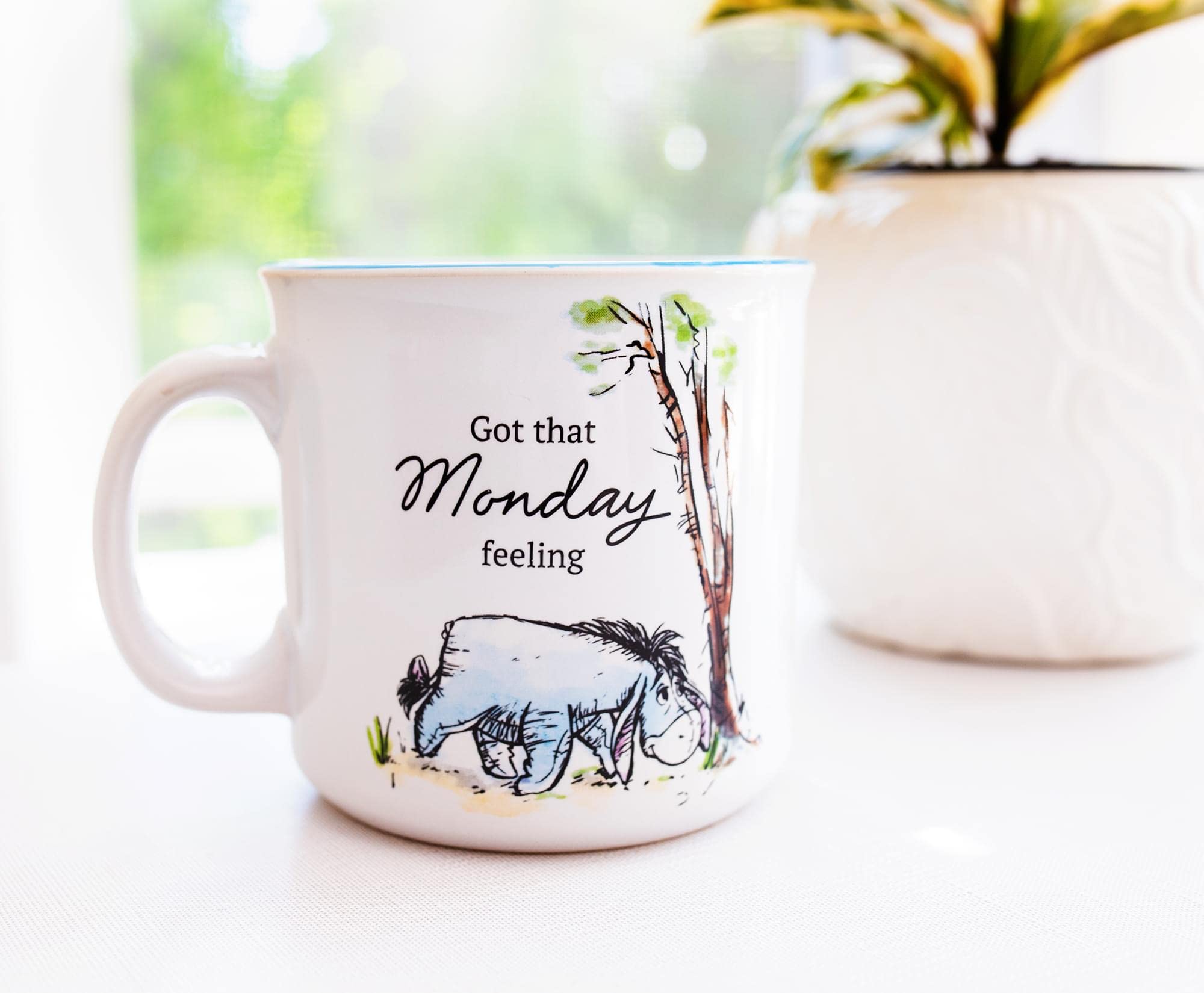 20 ounce capacity Disney Winnie the Pooh Eeyore mug detail