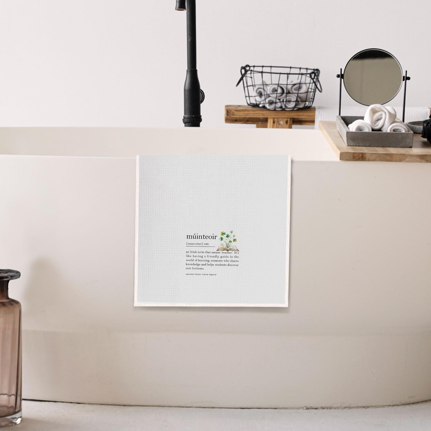 Decorative hand towel bathroom Elefeltclave