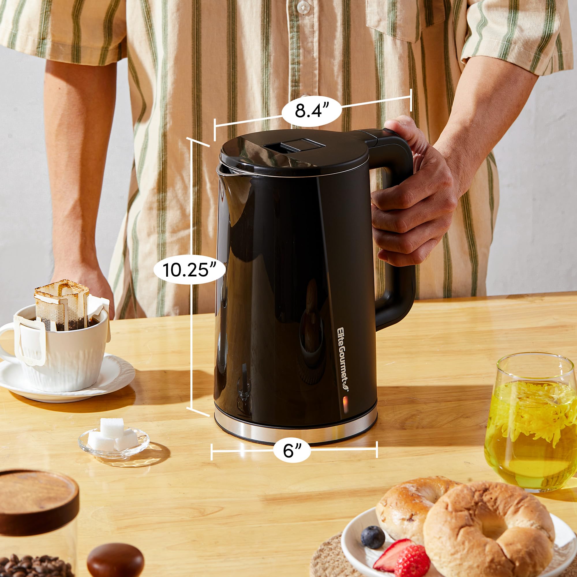 Auto shut-off and boil-dry protection features on Elite Gourmet kettle