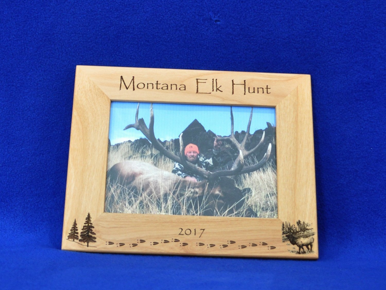 Elk hunting gift frame suitable for hunters