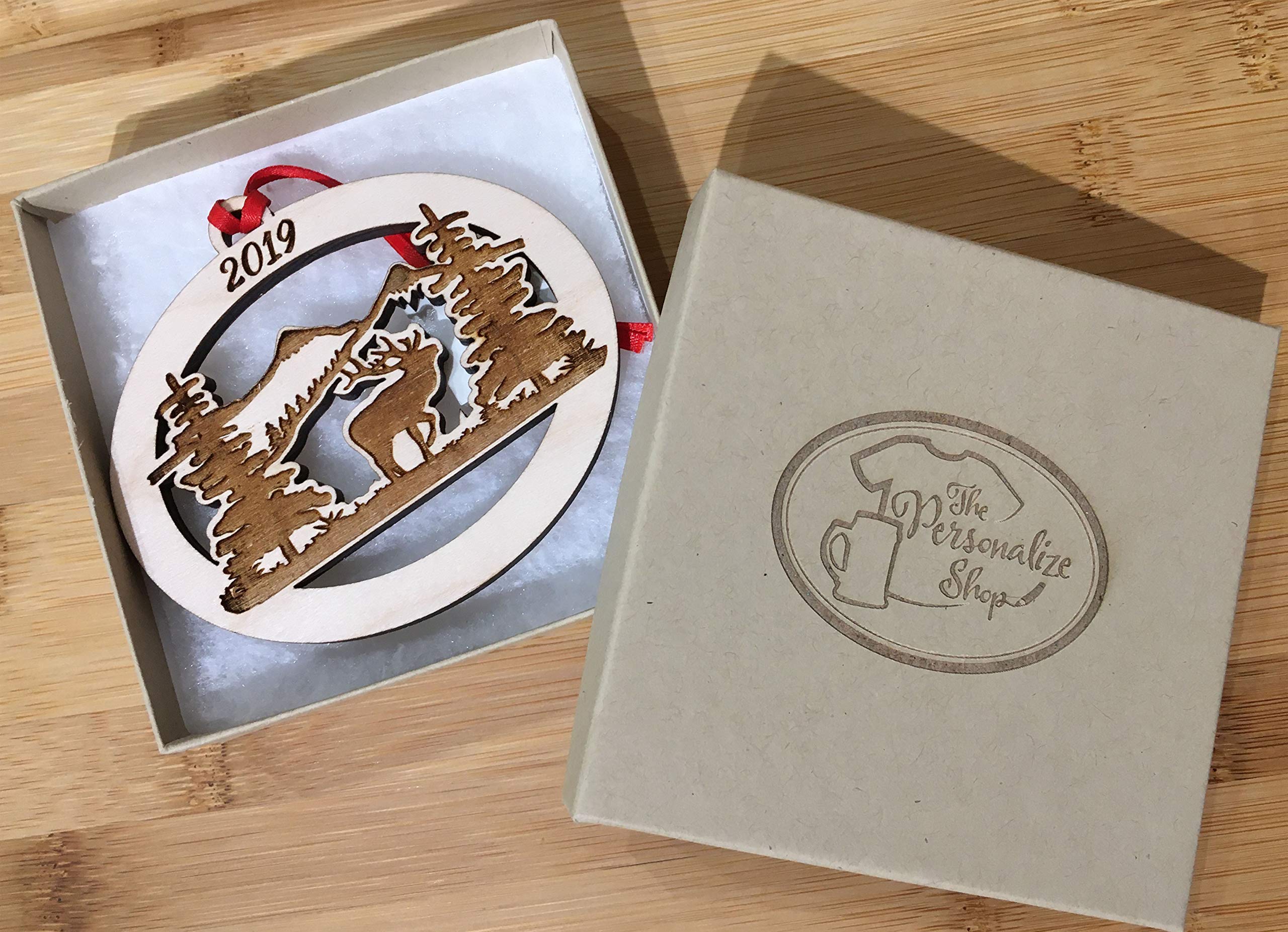 Packaging and customization options for elk ornament