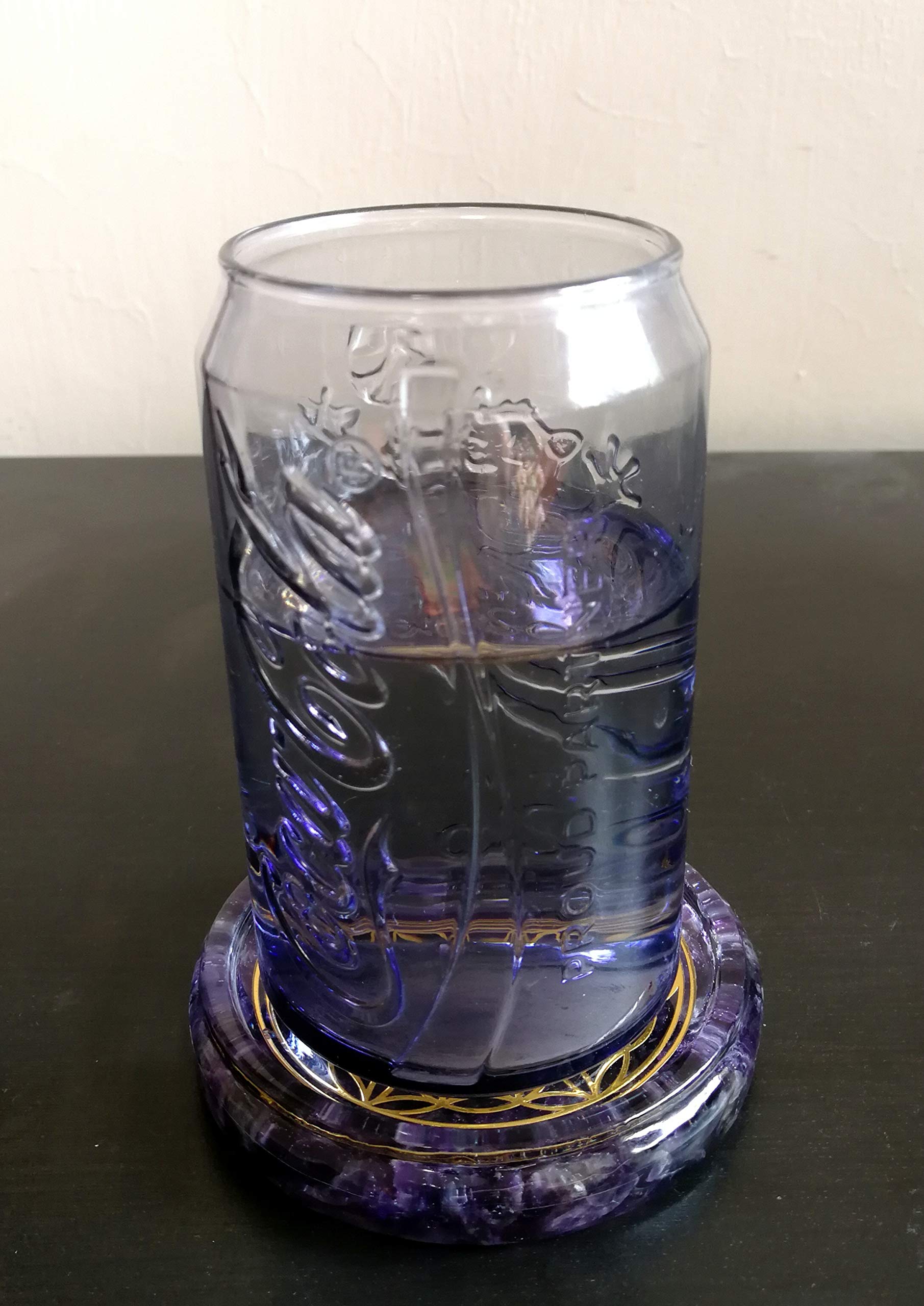 Energy dome style coaster by ZZZYIA with amethyst crystals