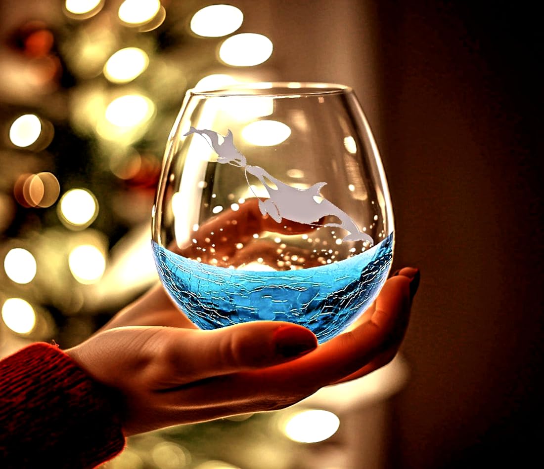 Etchpress etched crackle teal glass wine glass close up