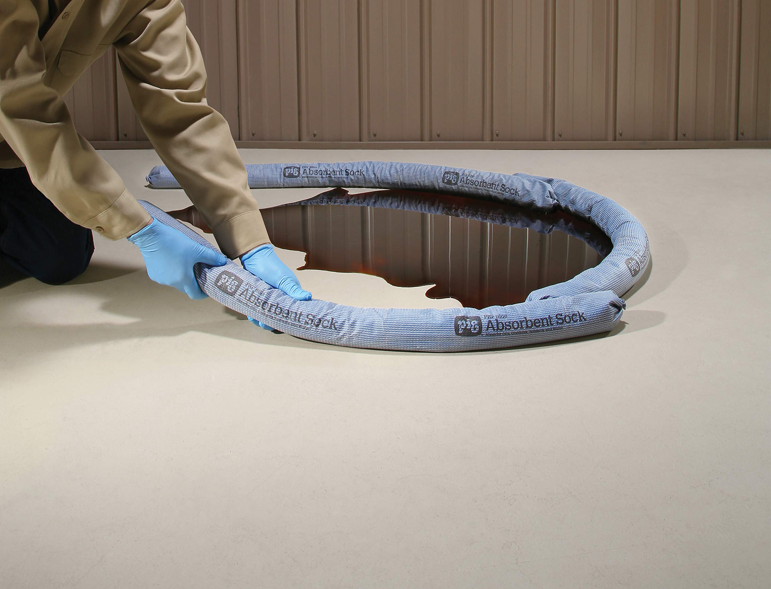 PIG 4048 model absorbent sock for spill damming liquids