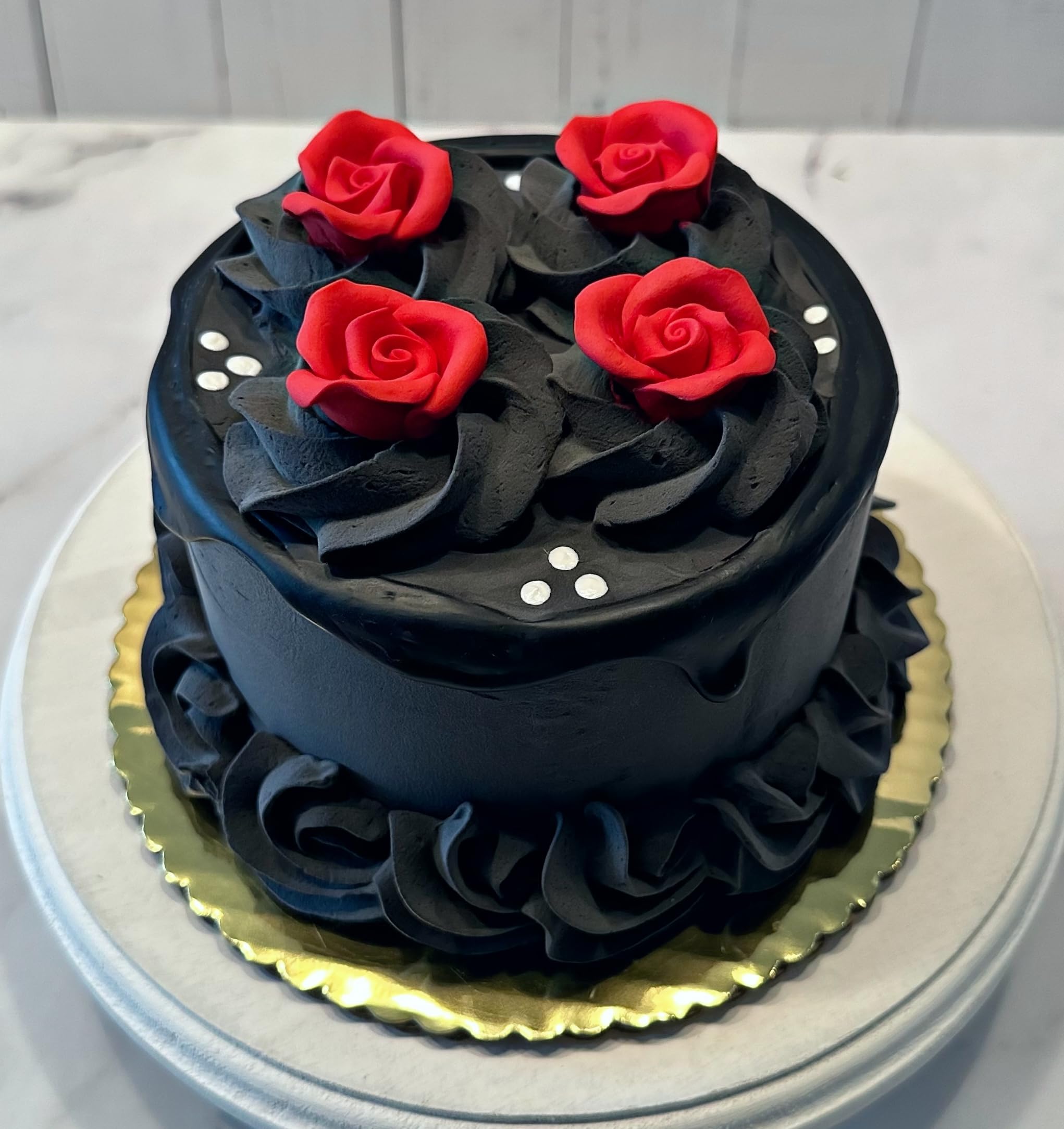 6x4 inch fake cake on 7 inch cake board image