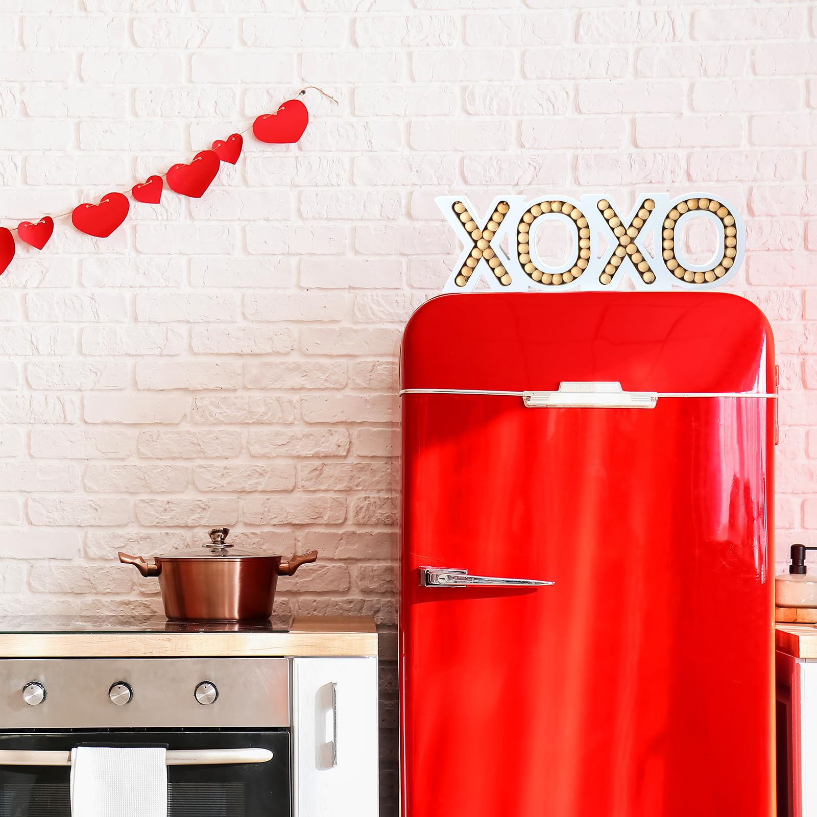 Rustic XOXO sign suitable for shelf or fireplace display