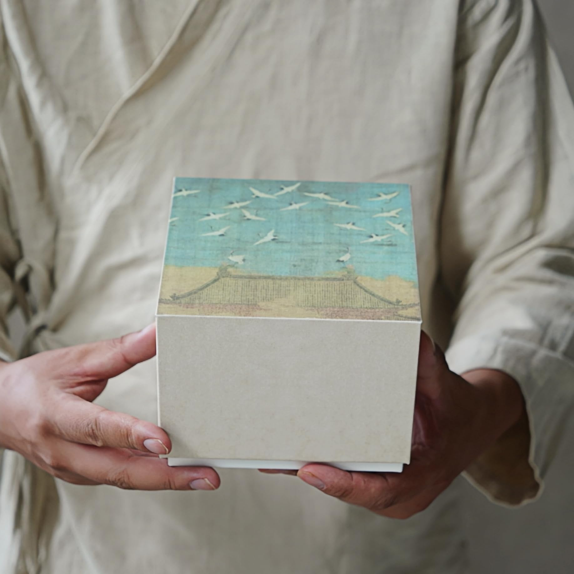 Feng shui gift and home décor presentation
