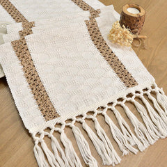 FEXIA fall table runner on dining table