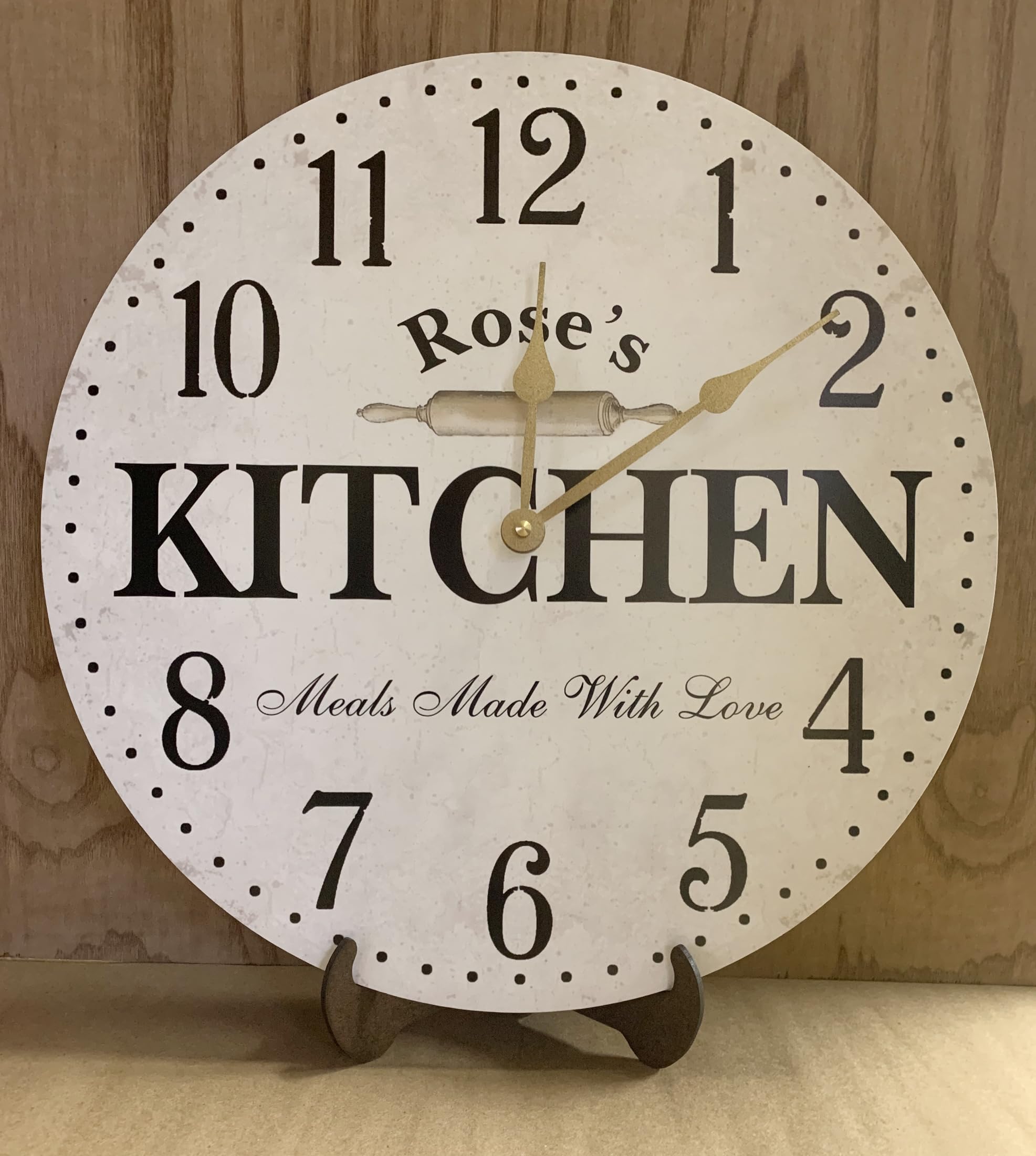 Clock hand color customization option