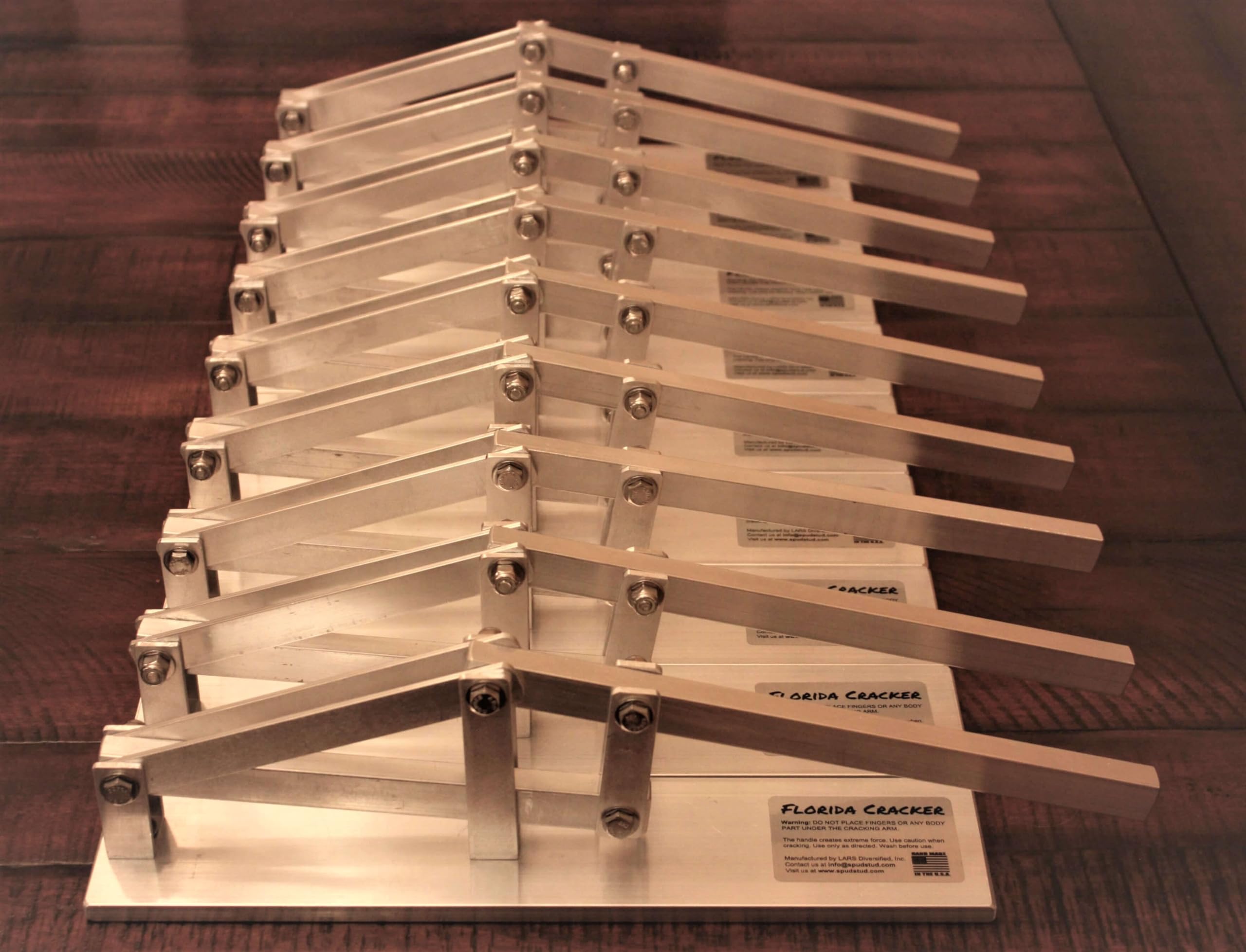Florida Cracker Stone Crab Claw Cracker extruded uprights design
