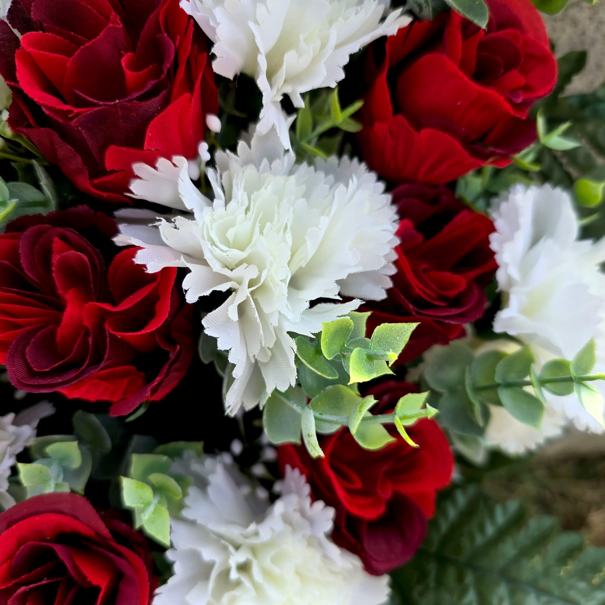 Can be inserted directly into the ground or graveside vase