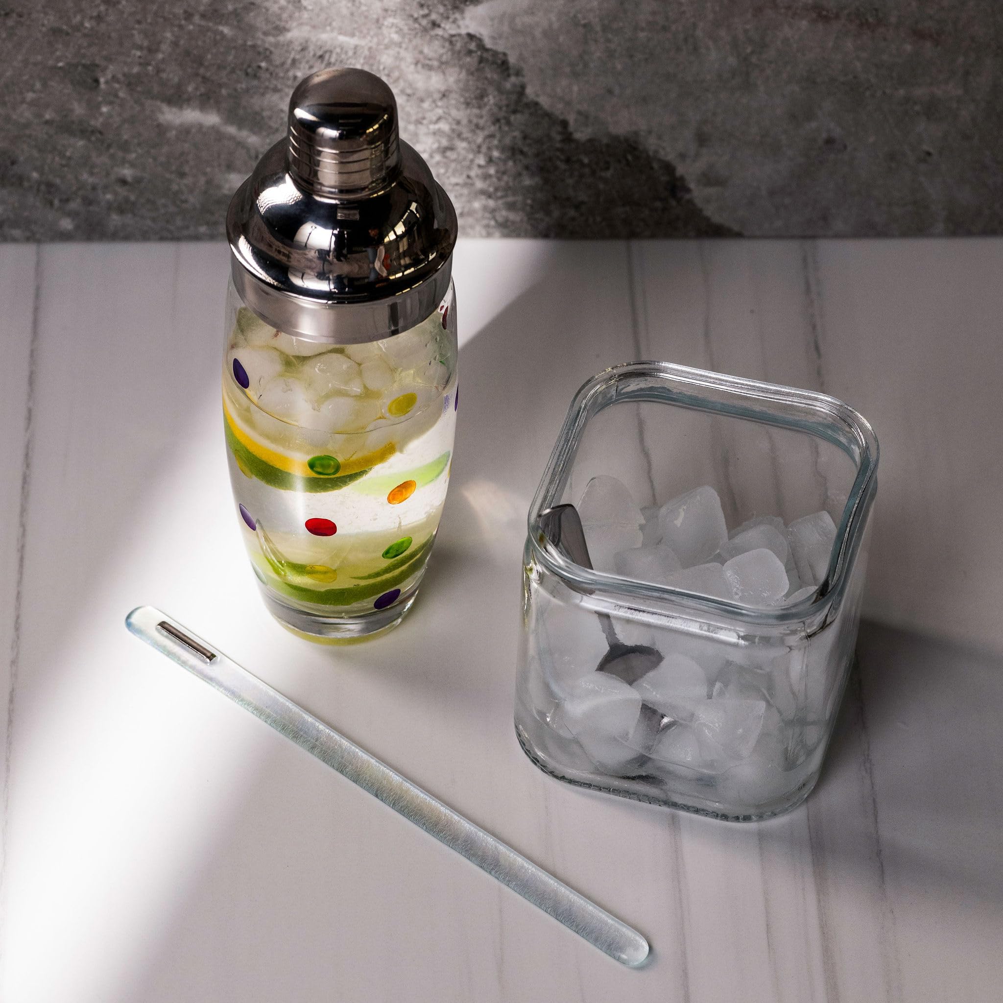 Food safe glass stirrer requires gentle hand washing