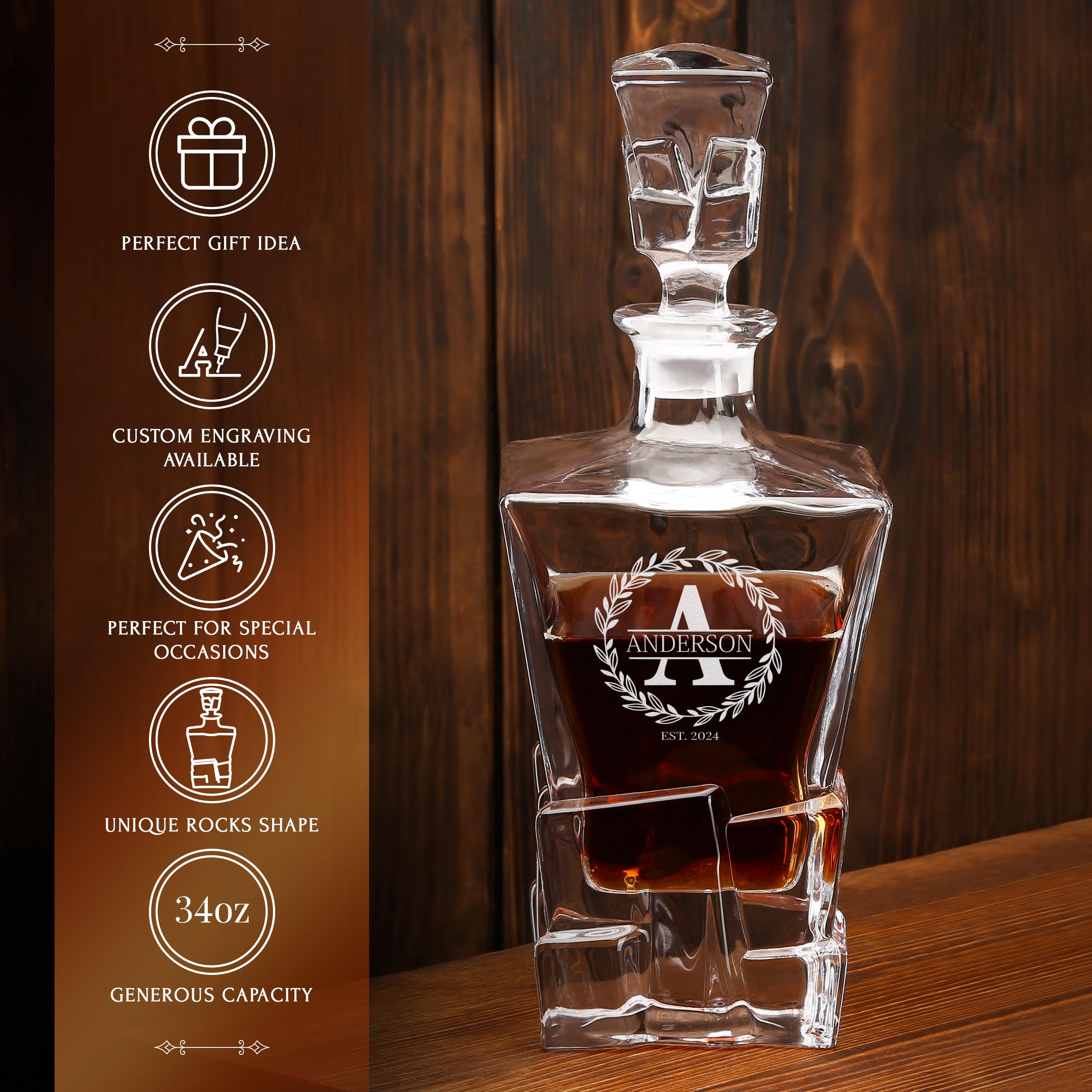 Four drinking glasses in whiskey gift set