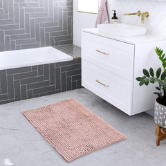 Non-slip chenille bath mat 24x17 by FRESHMINT
