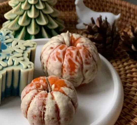 Fruit shaped soap mold inspired by mandarin