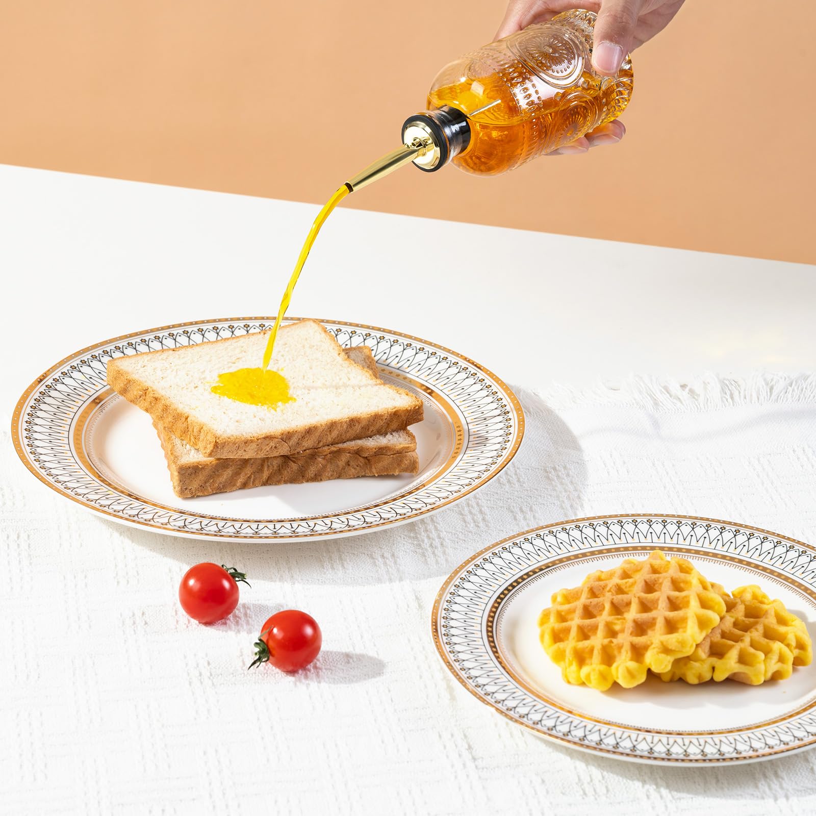 Versatile FrutPunch dispenser for honey oil sauce or soy sauce