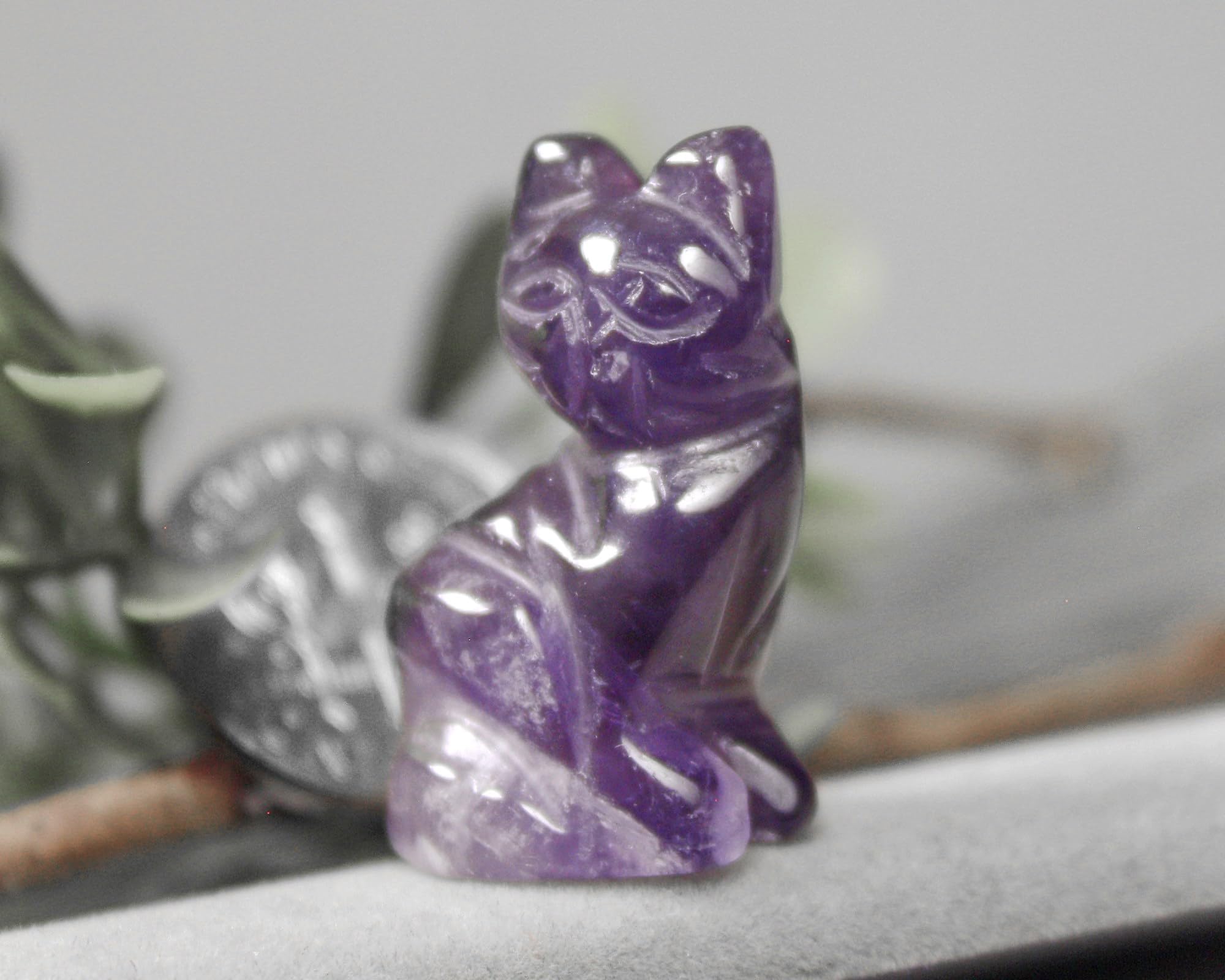 gemstone cat figurine amethyst 9212