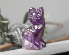 gemstone cat figurine amethyst 9212