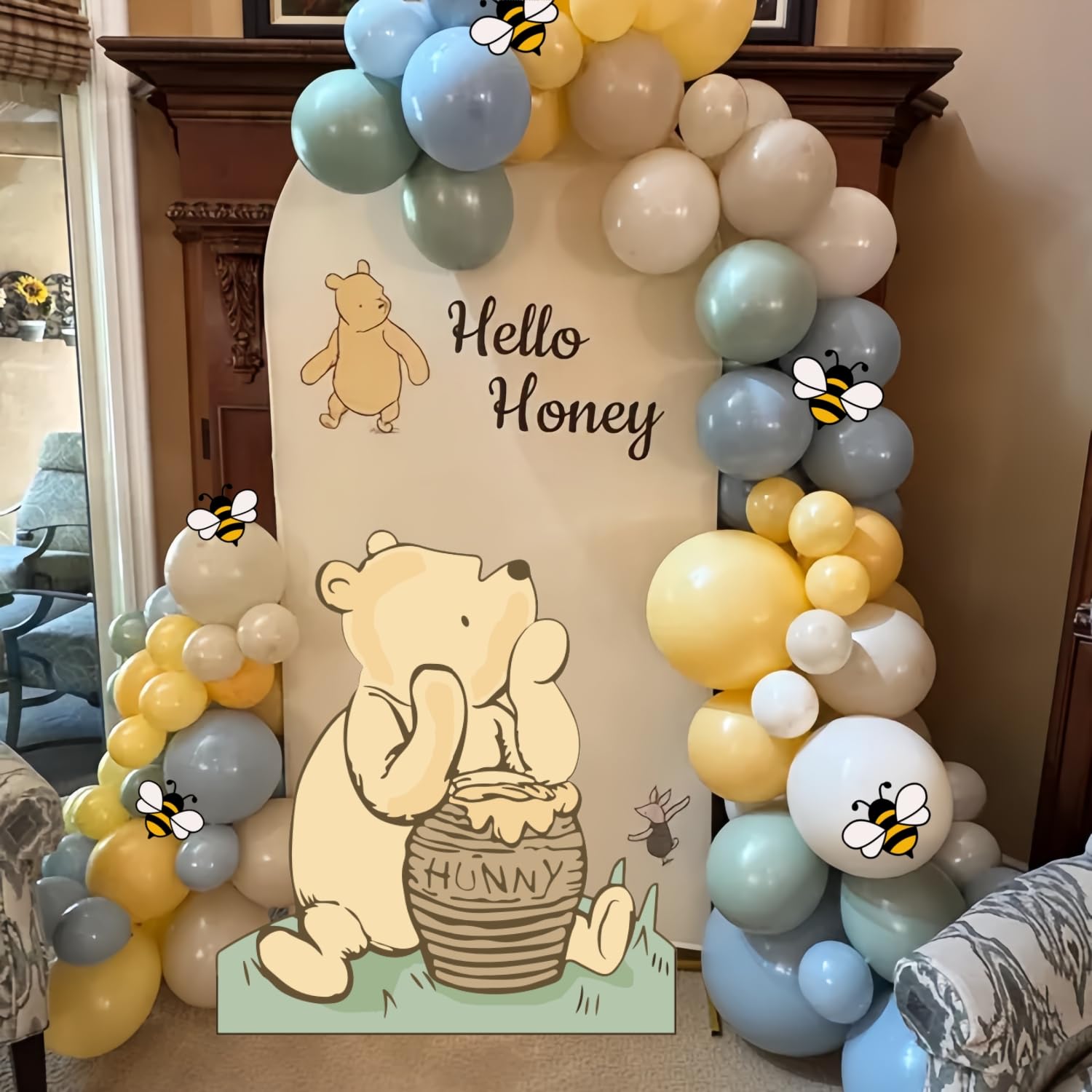 Gender reveal decor with Winnie and Pooh elements