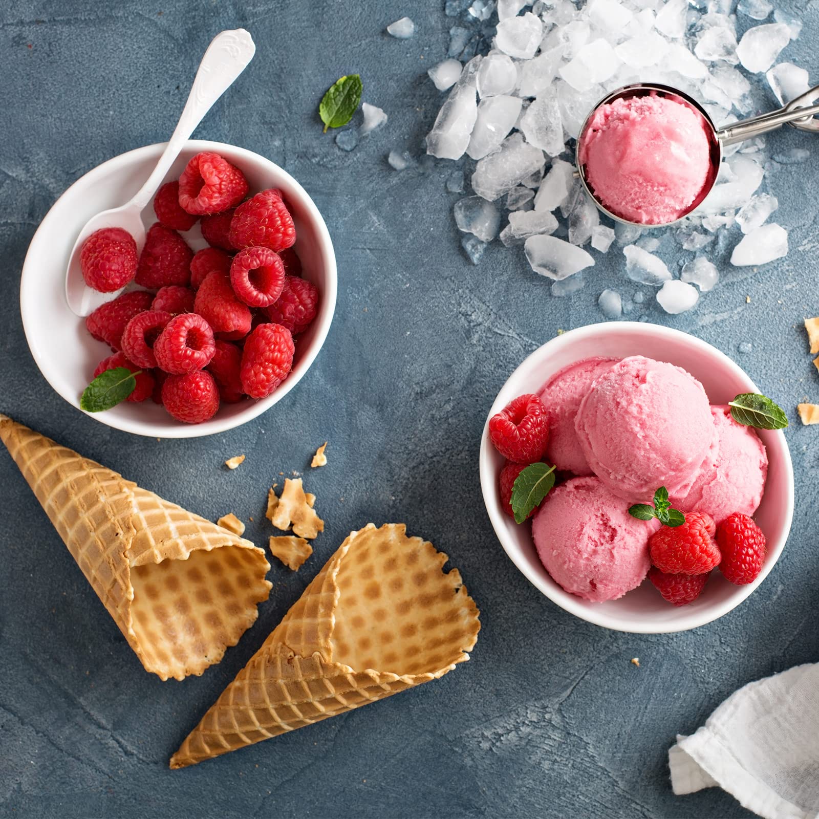 Gerrii ceramic dipping bowls with thickened bottom for stability