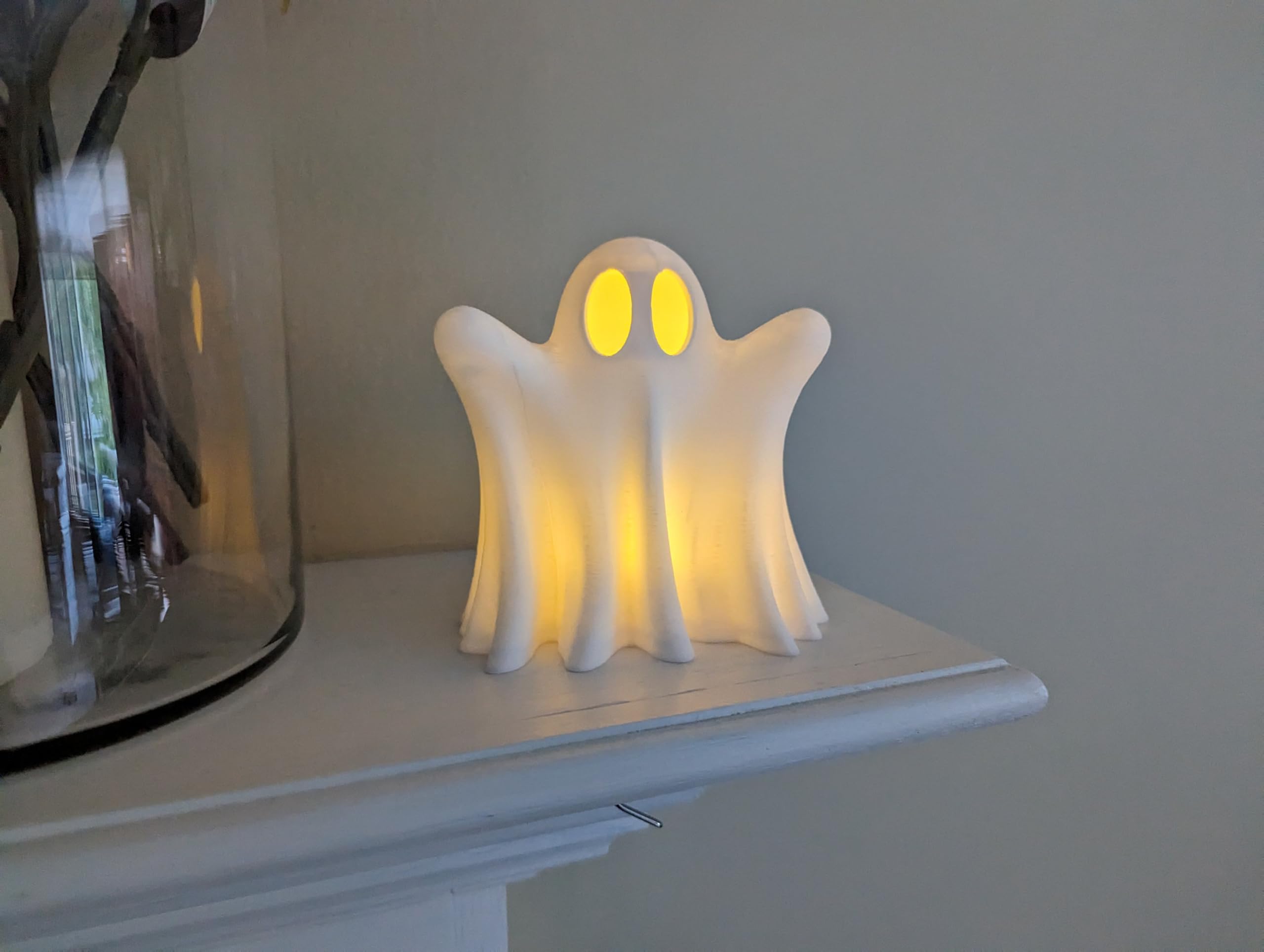 Spooky Halloween decor for mantel or desk