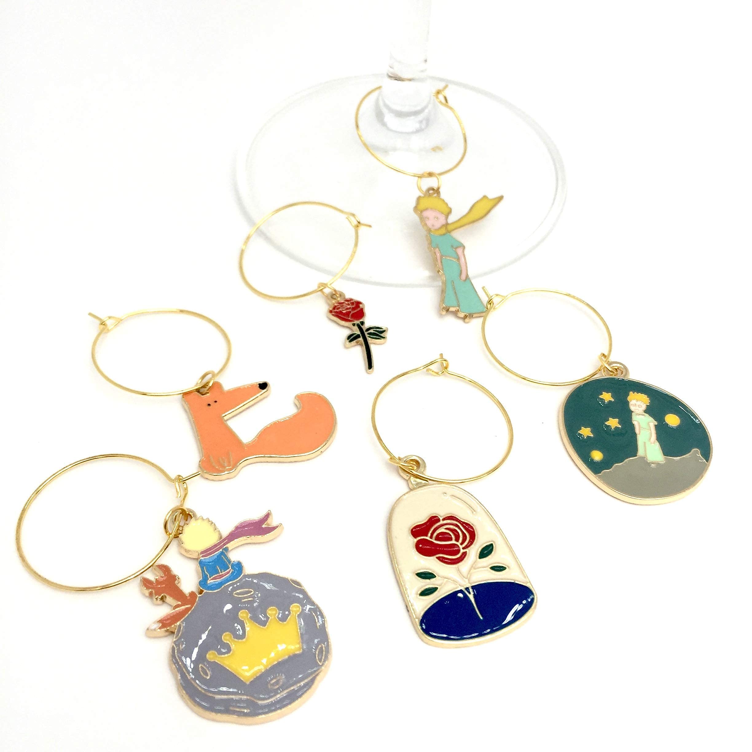 Gold hoop attachment on Little Prince stemware charm close up