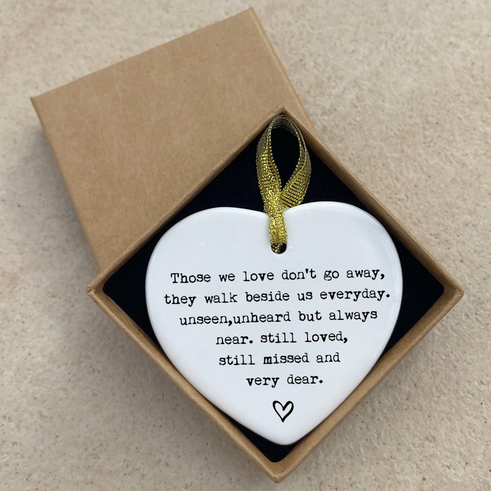 Thoughtful gift ceramic heart keepsake for mom