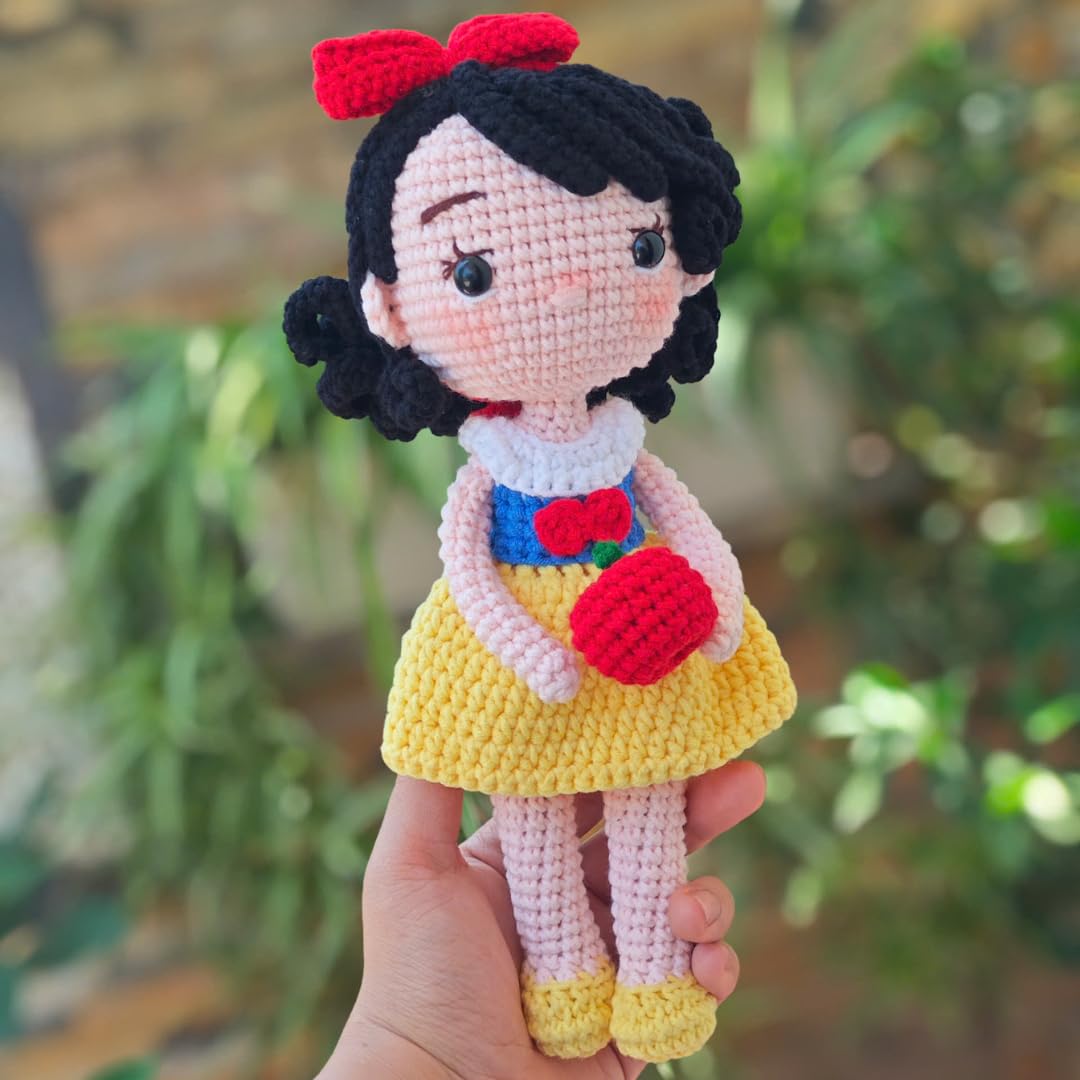 Snow White crochet doll gift for children and fans