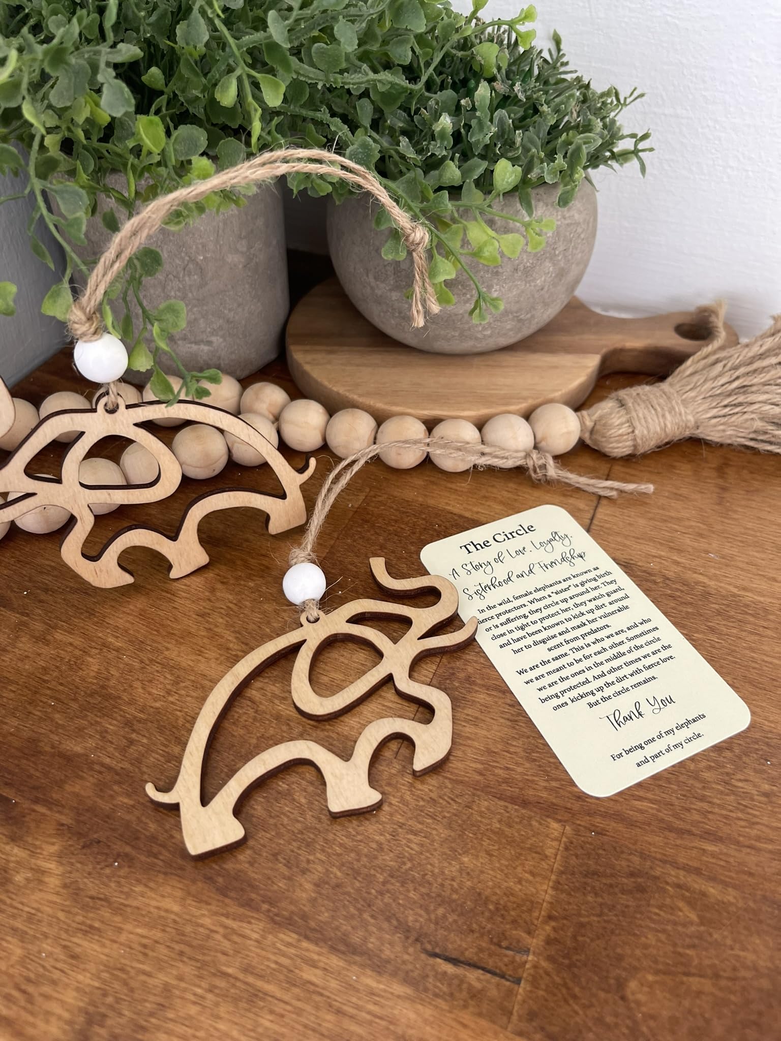 The Circle story of love loyalty motif ornament