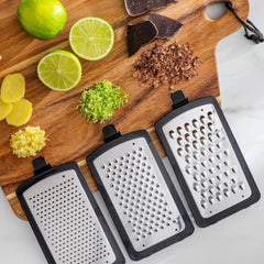 Dishwasher safe BPA-free grater with integrated collection tray