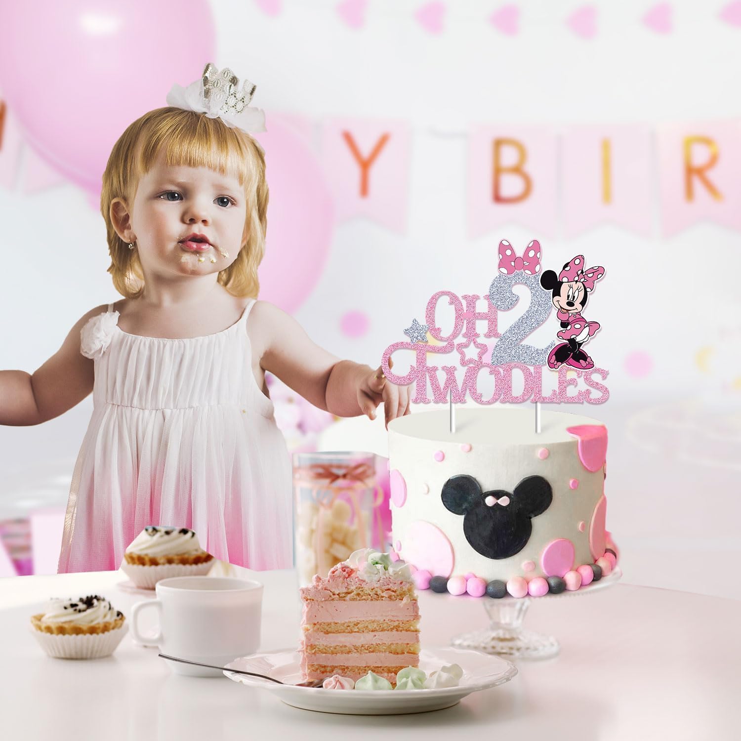 Versatile pink bows cake topper for desserts