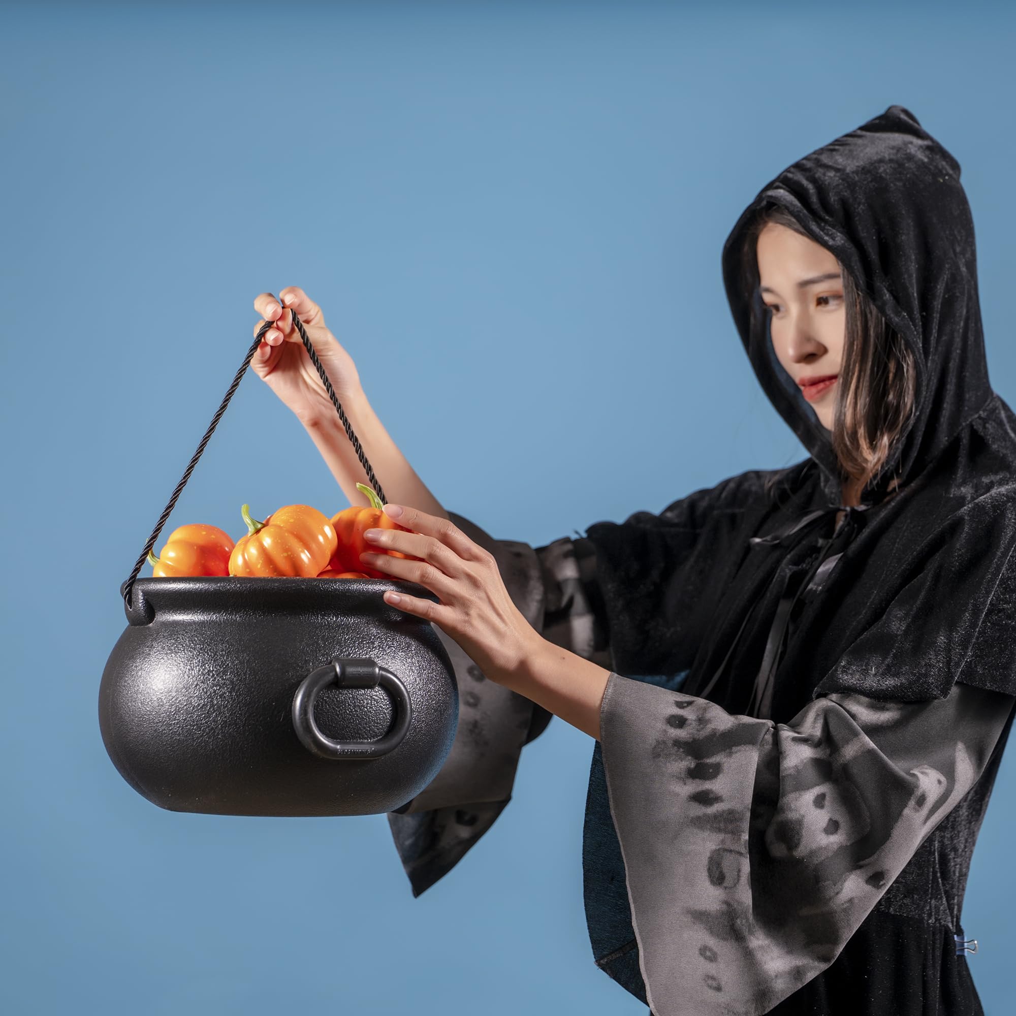Candy holder cauldron image