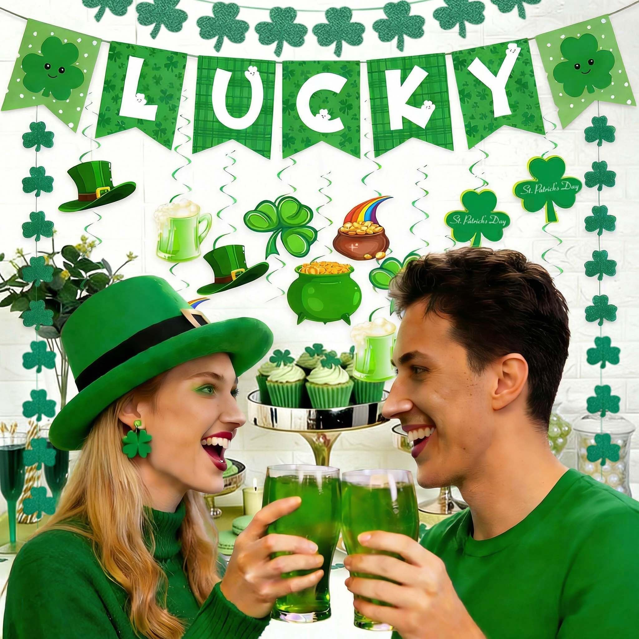 St Patricks Day decorations set packaging Go Ho