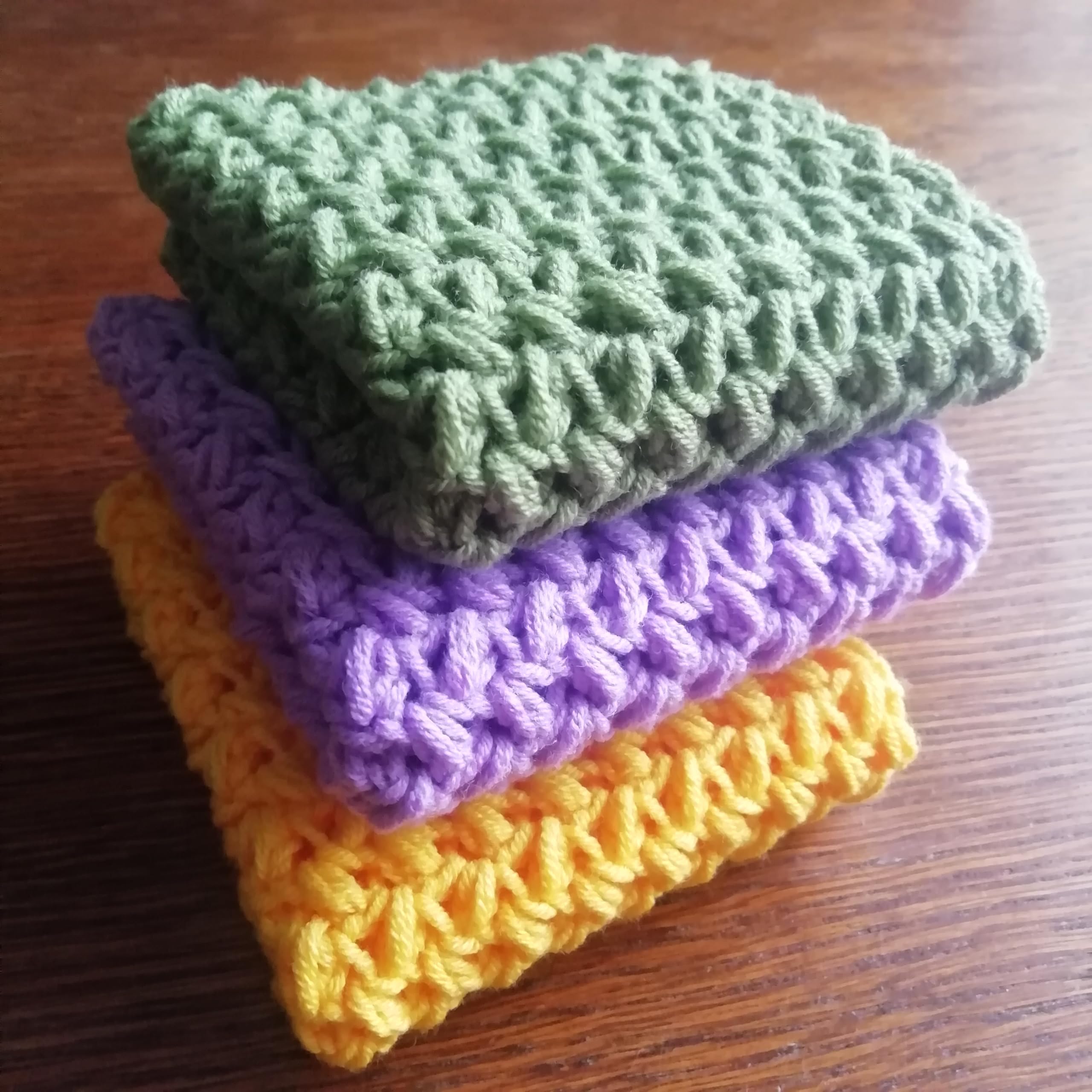 Granny square crochet dish cloth yellow 8x8 pattern