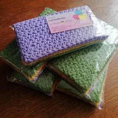 Green LarisaKnits cotton dish cloth 8x8 3-pack
