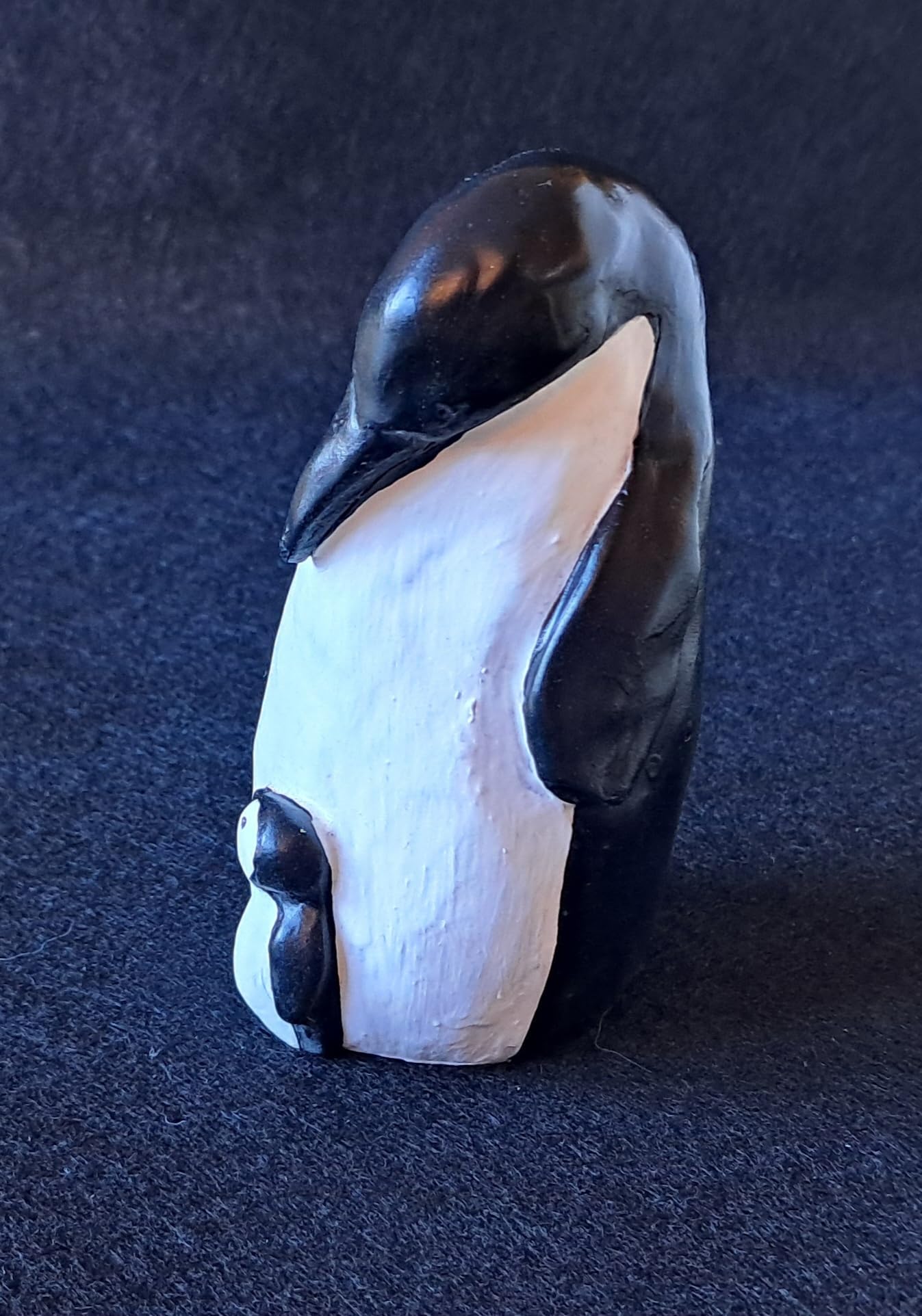 Penguin sculpture desktop decor 4 inches tall