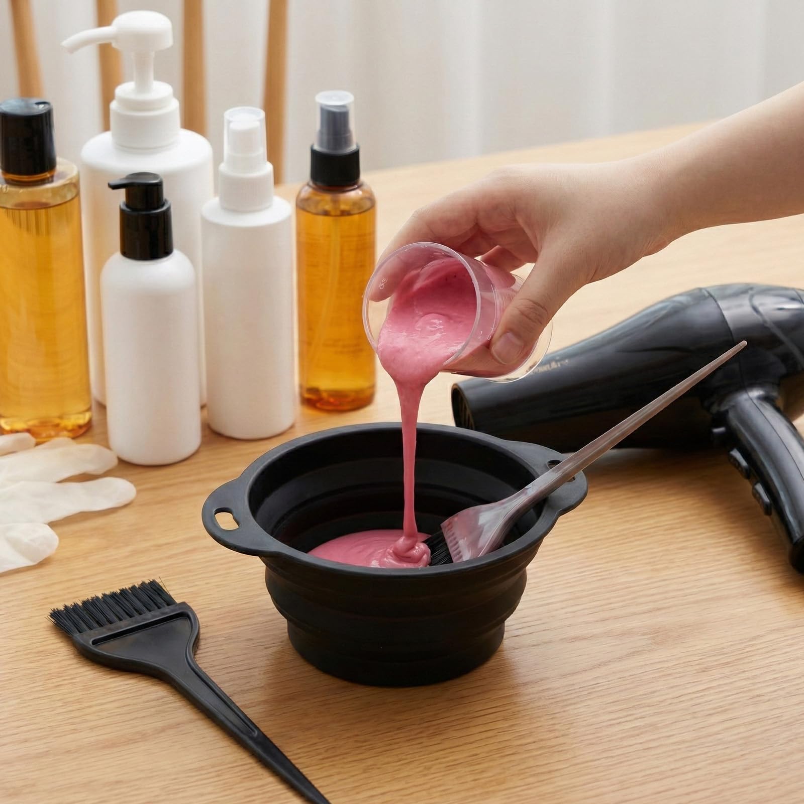 2 piece hair dye measuring cup set for precise mixing and storage