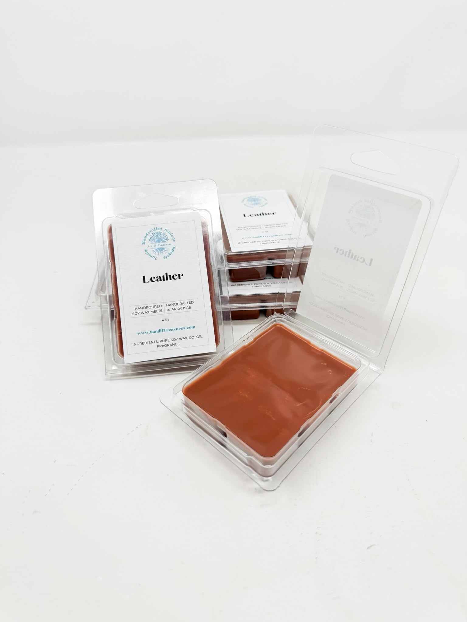 Half-ounce cube Leather wax melt with leather aroma