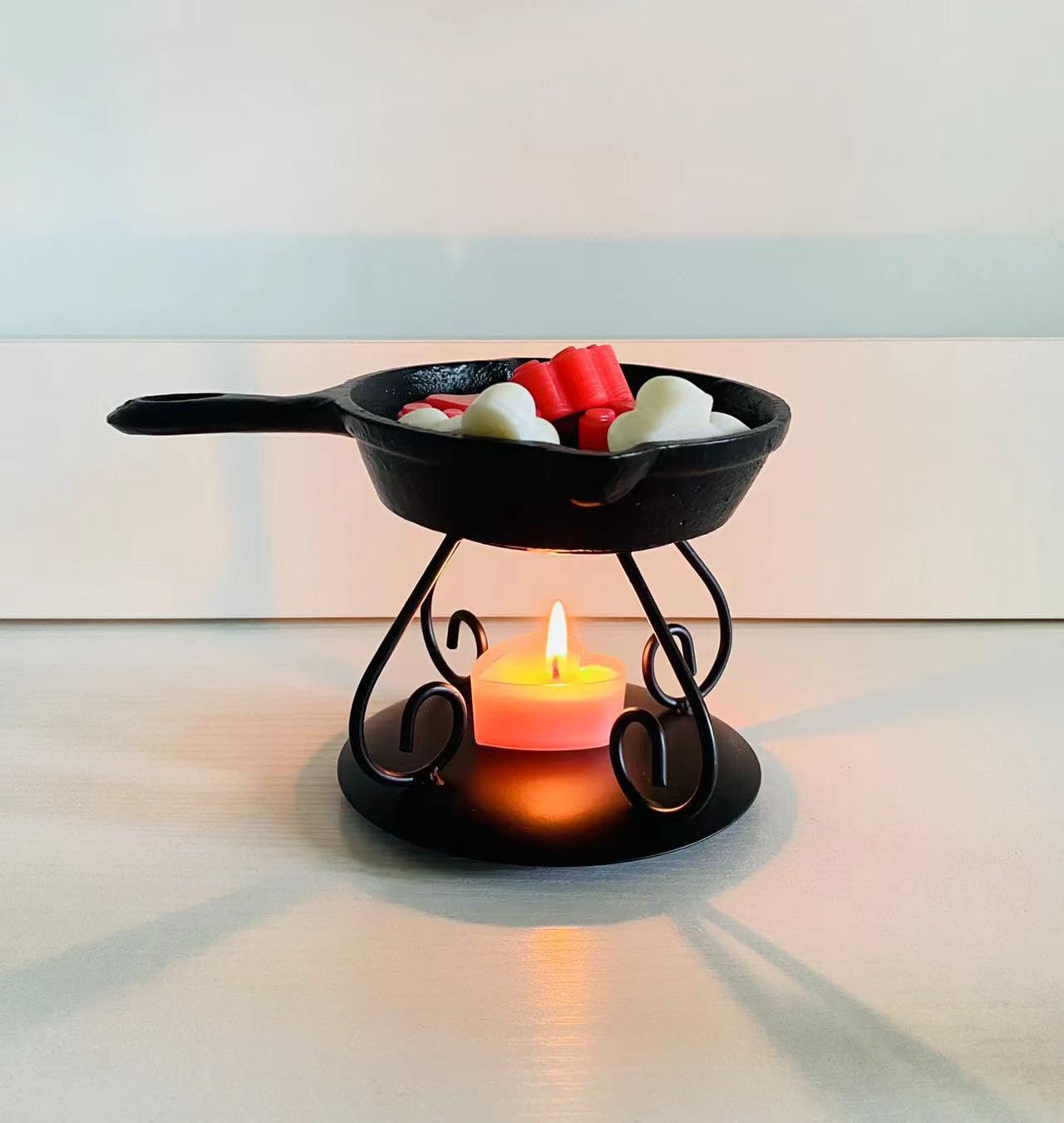 Rustic farmhouse wax melt burner decor