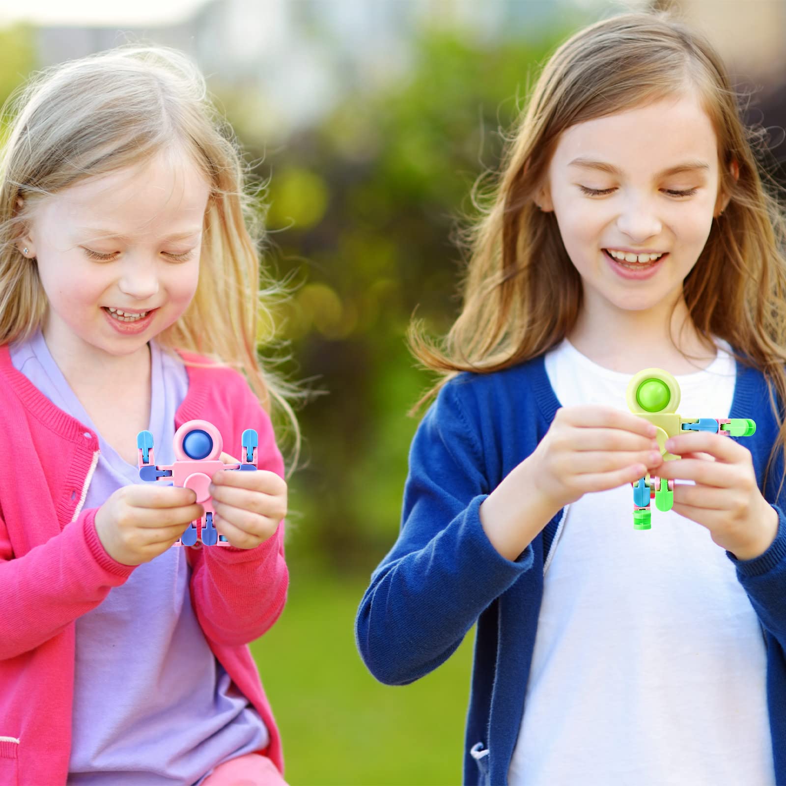 3-in-1 fidget design showing button rotator and chains