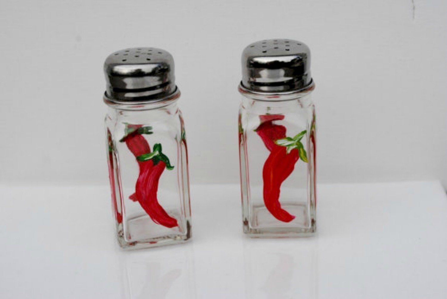 Gift ready salt and pepper glass shaker set for holidays